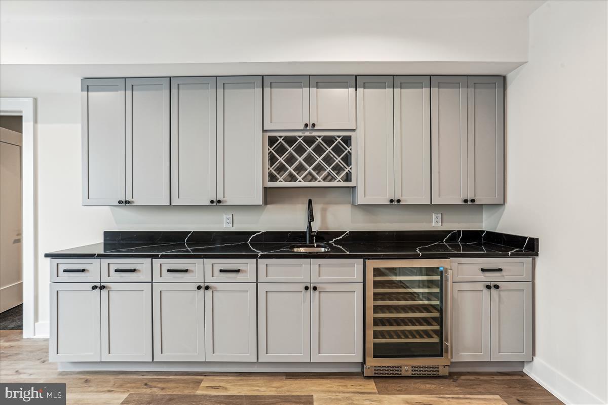 ALTA VISTA TERRACE - Residential