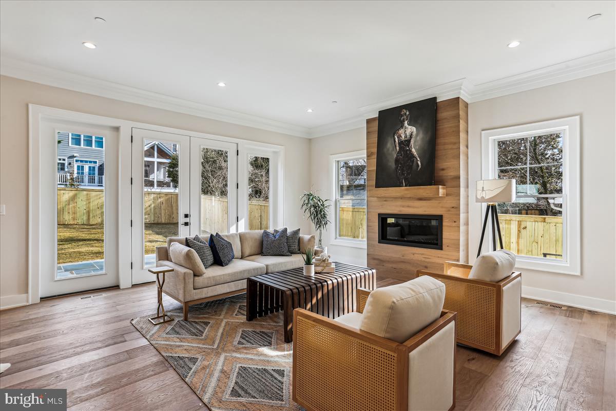 ALTA VISTA TERRACE - Residential