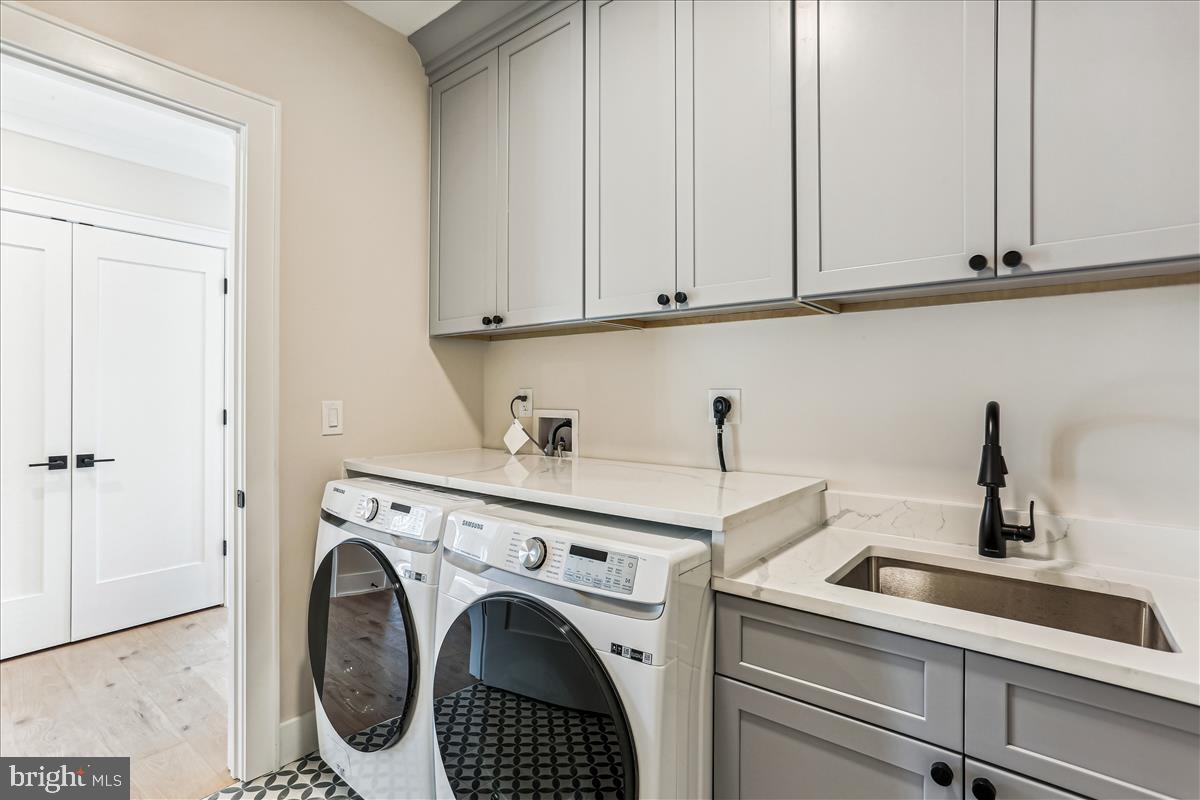 ALTA VISTA TERRACE - Residential