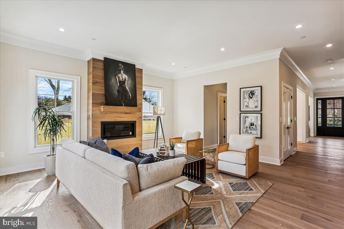 ALTA VISTA TERRACE - Residential