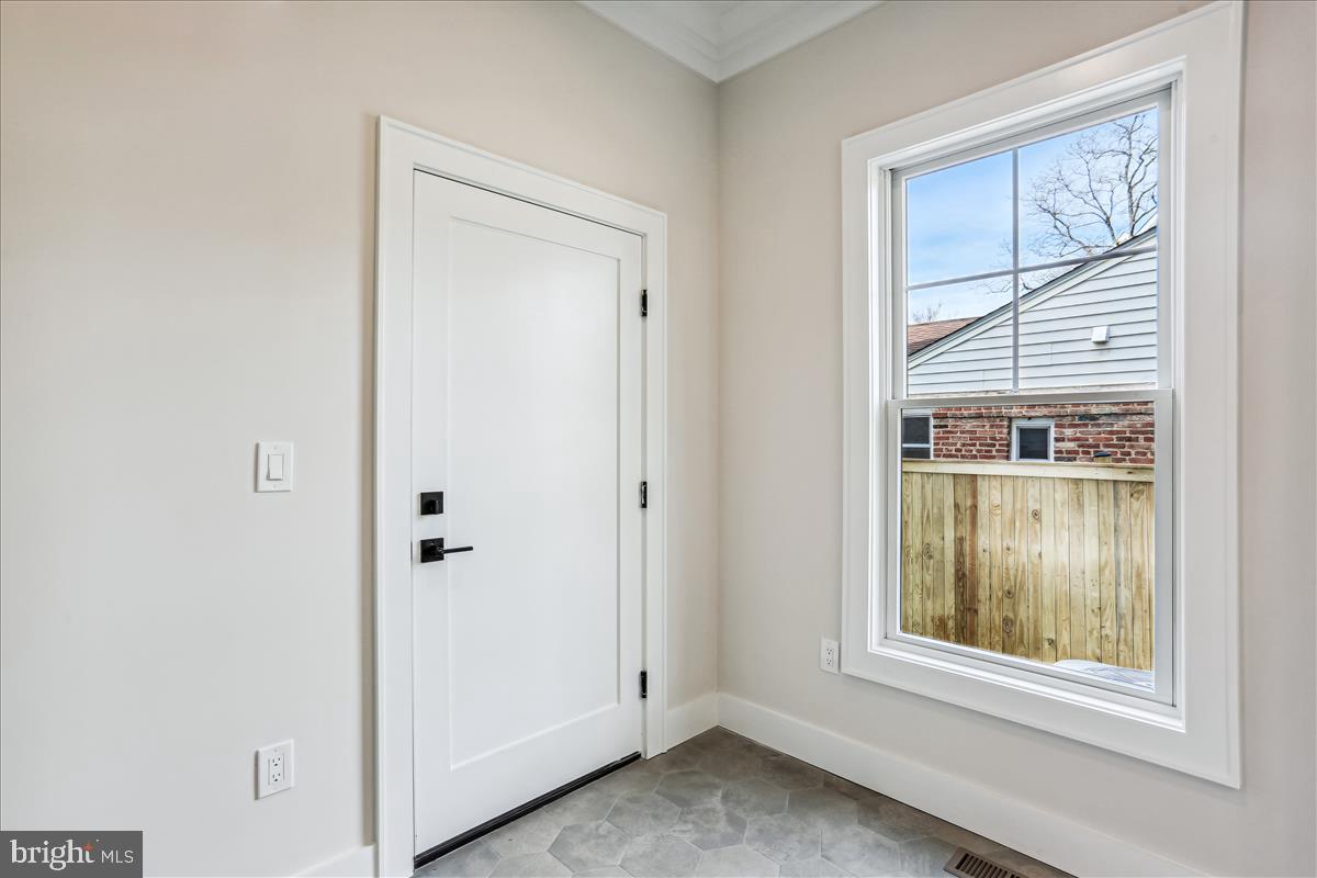 ALTA VISTA TERRACE - Residential