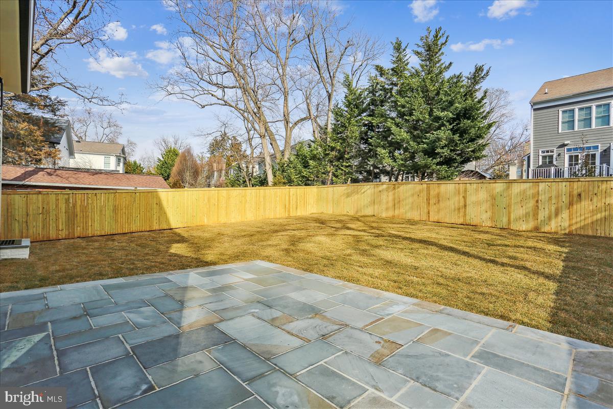 ALTA VISTA TERRACE - Residential