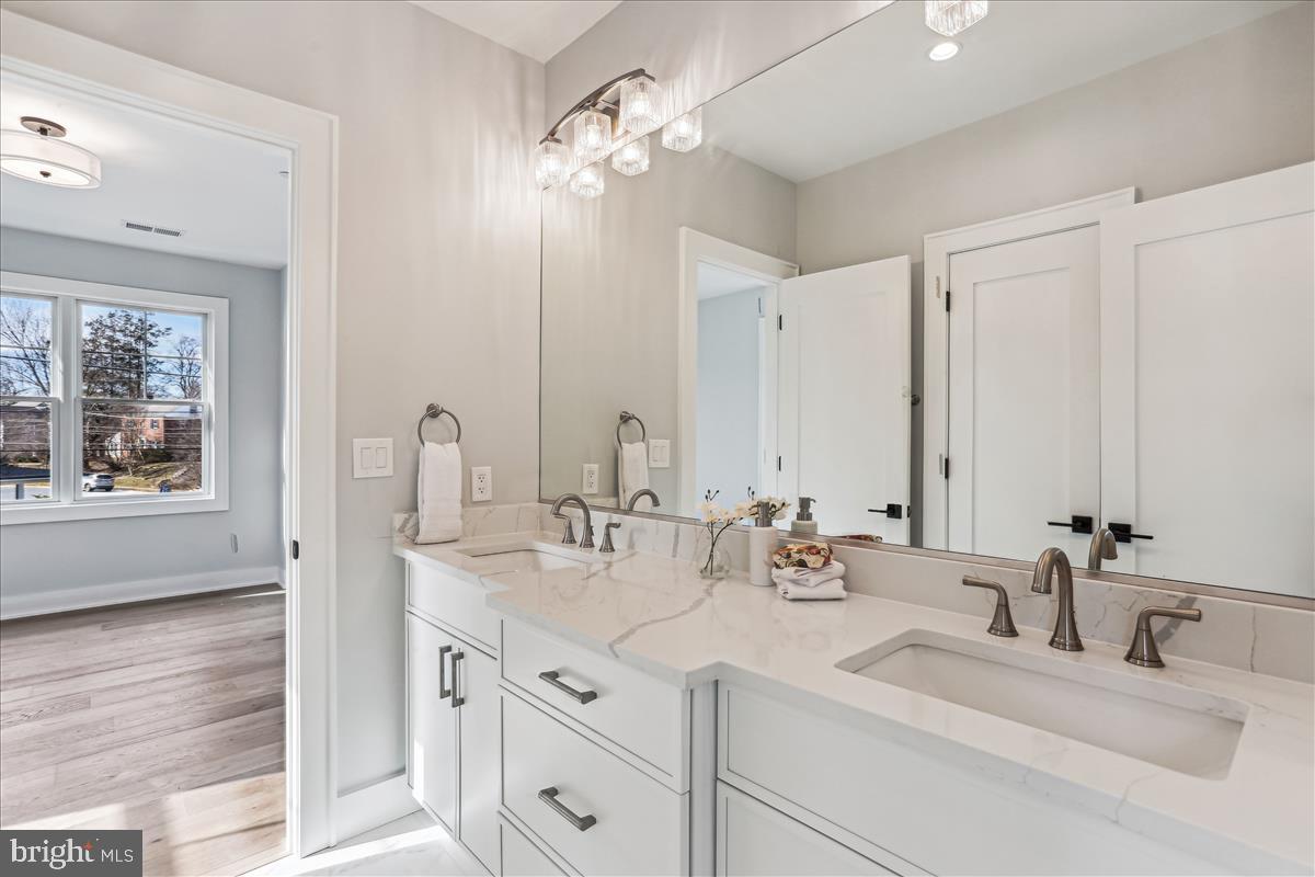 ALTA VISTA TERRACE - Residential