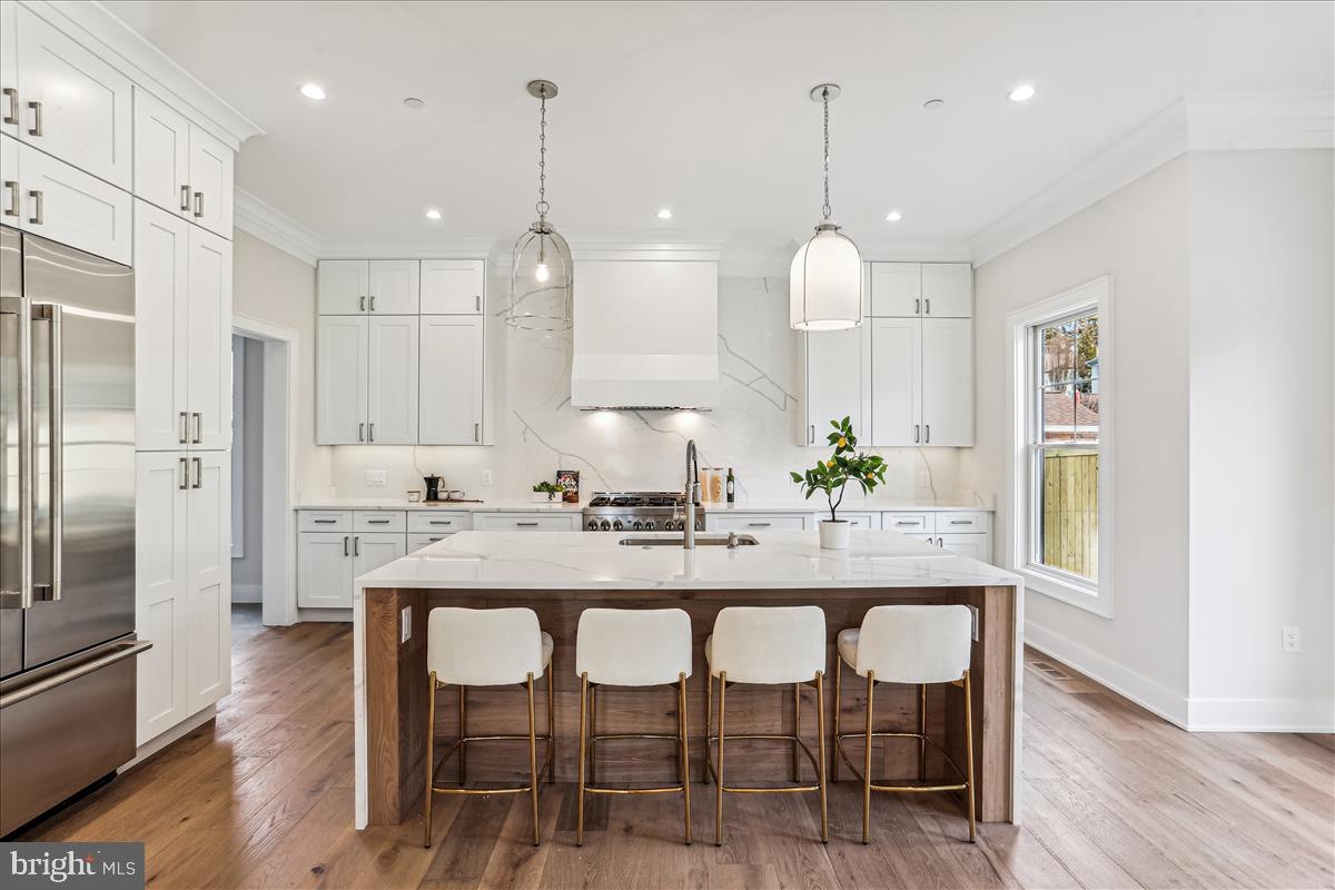 ALTA VISTA TERRACE - Residential