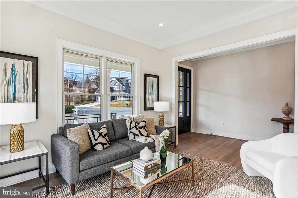 ALTA VISTA TERRACE - Residential