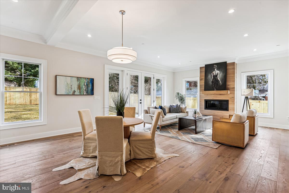 ALTA VISTA TERRACE - Residential