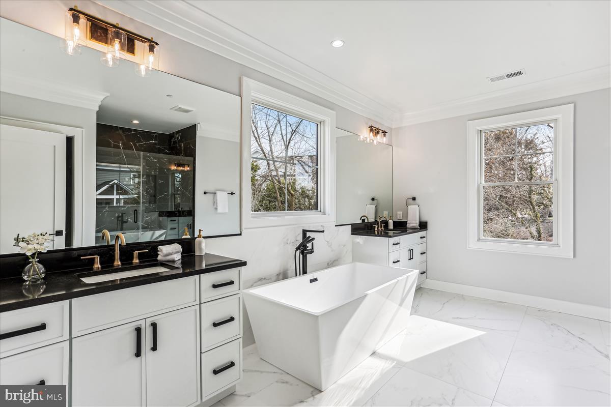 ALTA VISTA TERRACE - Residential