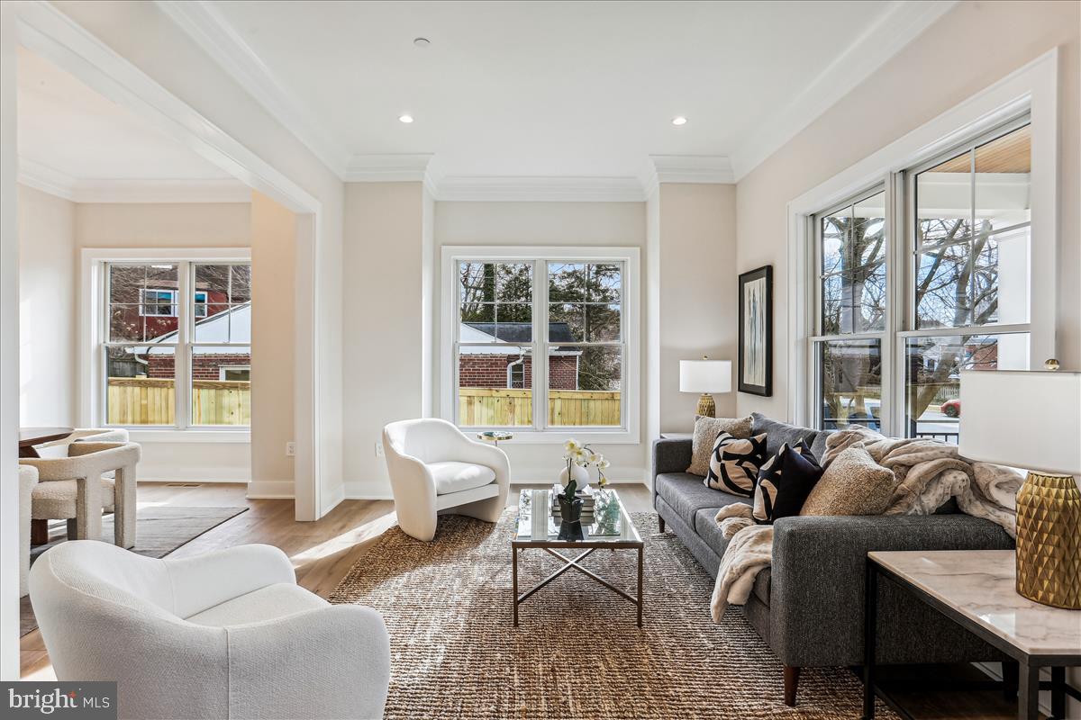 ALTA VISTA TERRACE - Residential