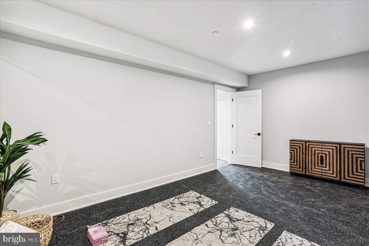 ALTA VISTA TERRACE - Residential