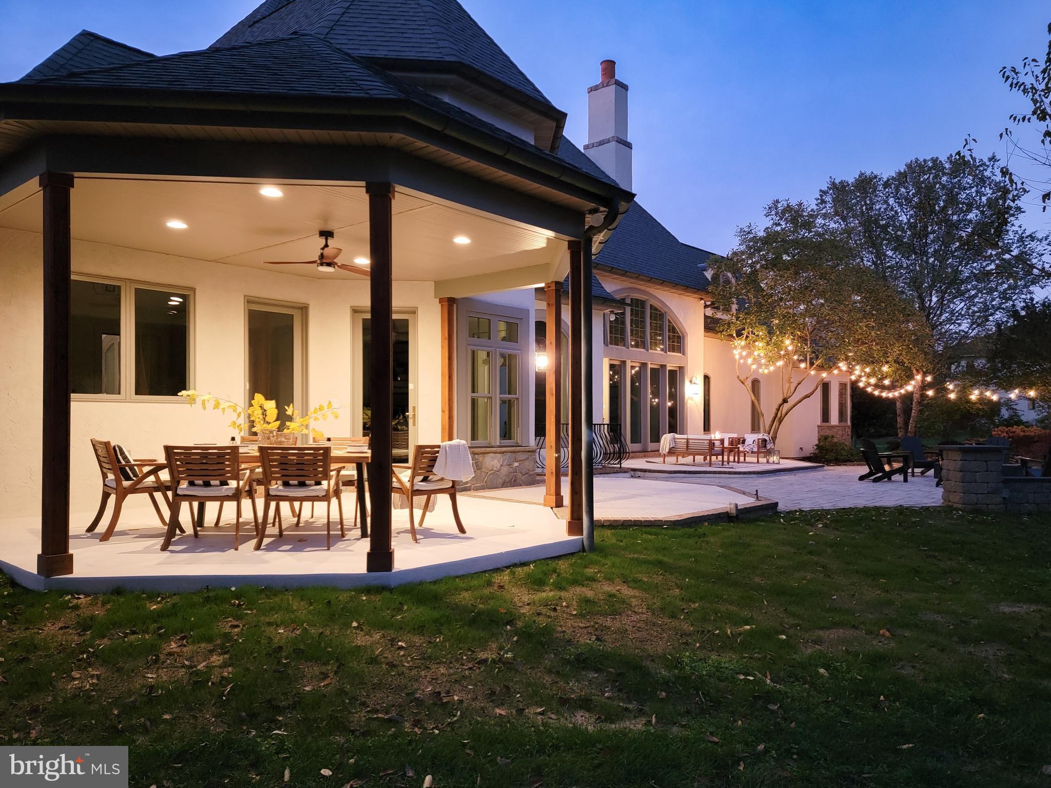 STONEHENGE - Residential