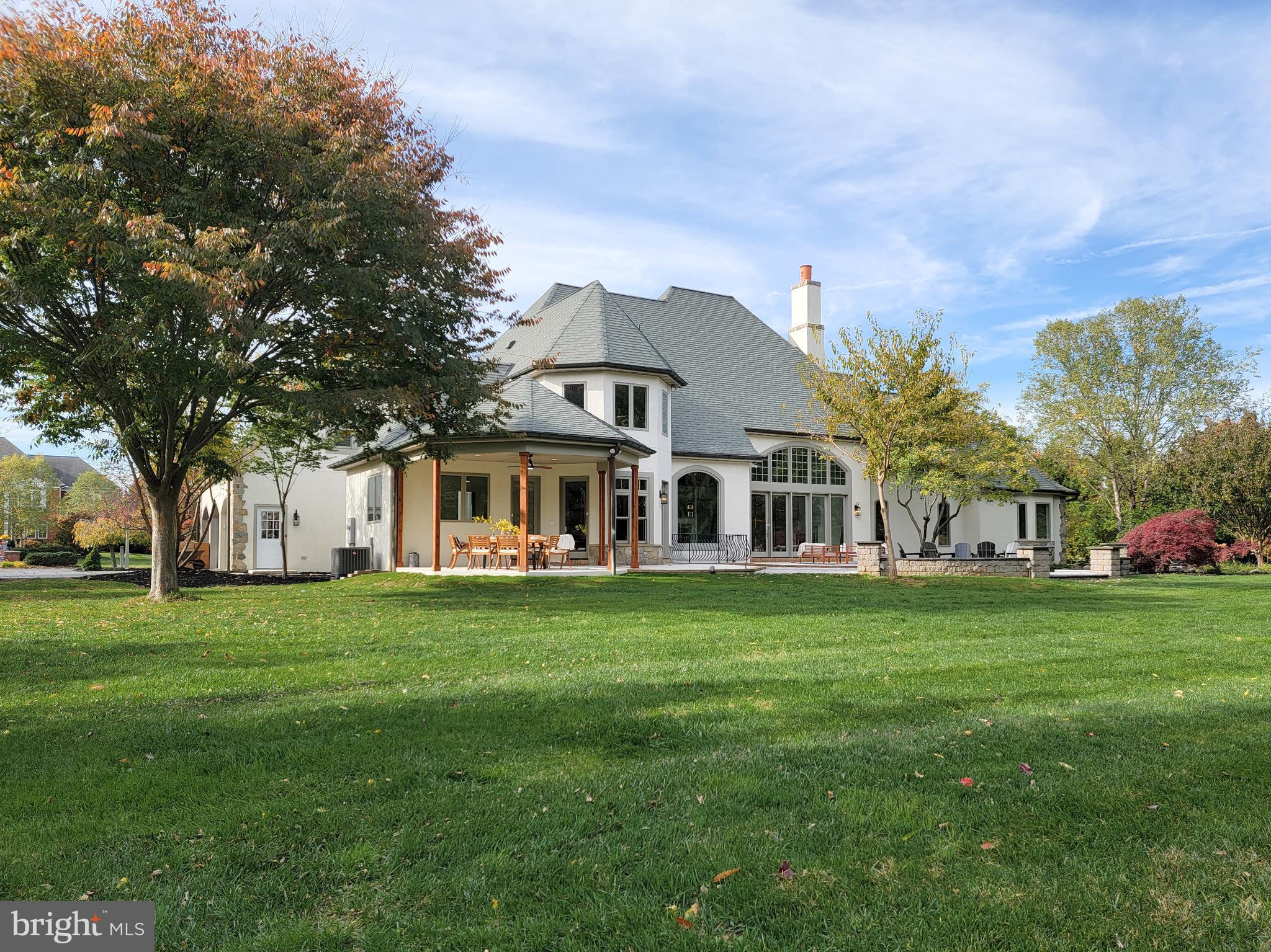 STONEHENGE - Residential