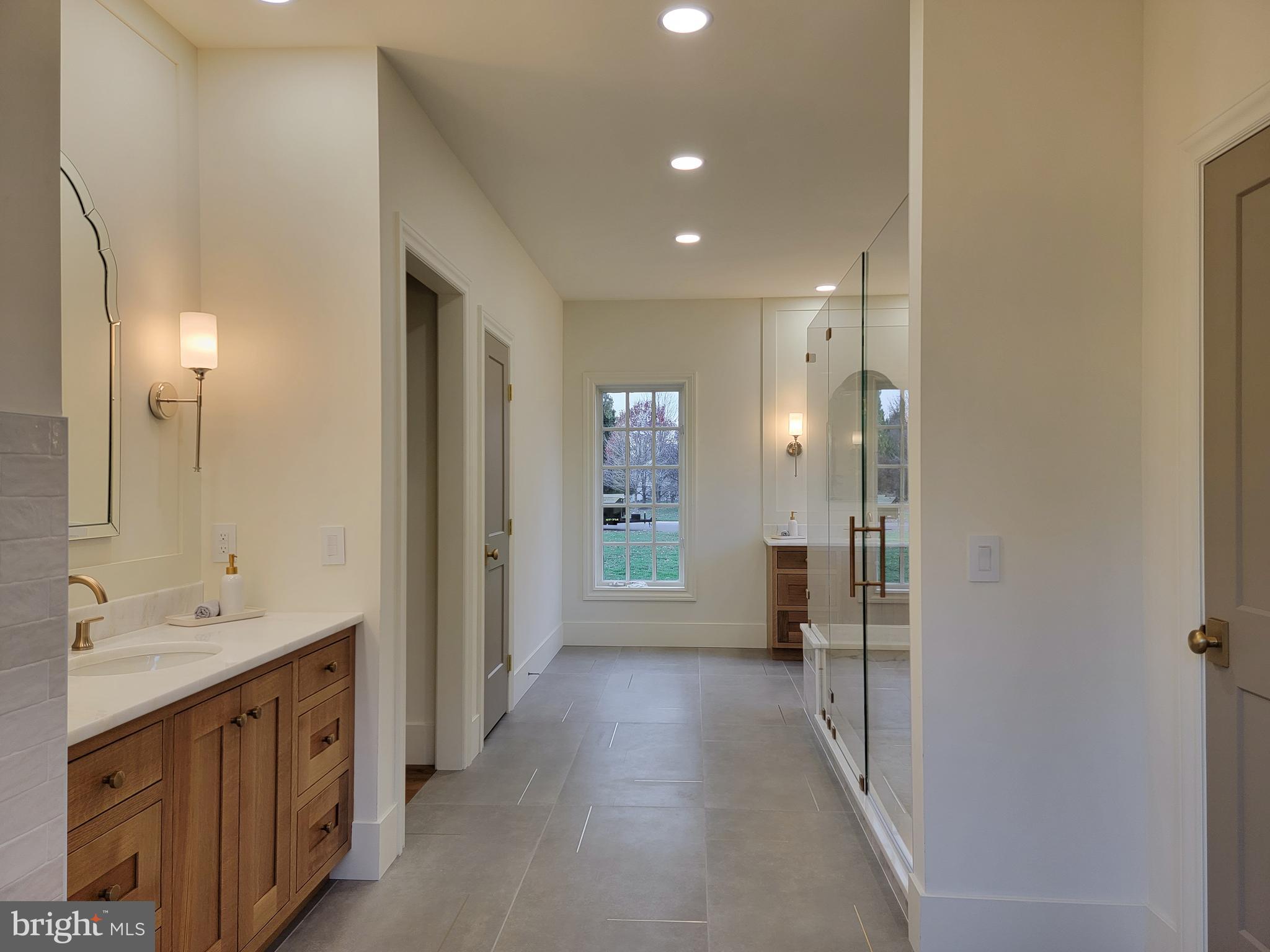 STONEHENGE - Residential