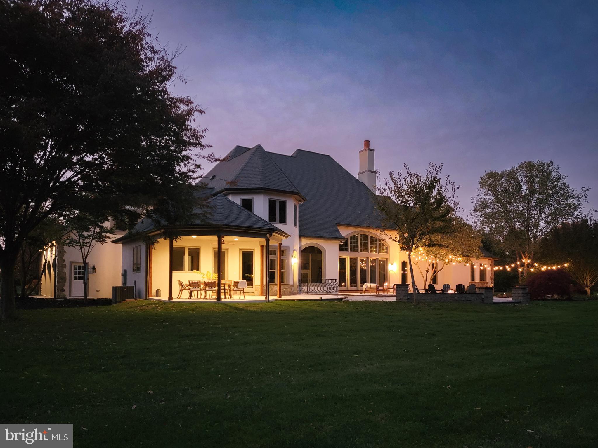 STONEHENGE - Residential