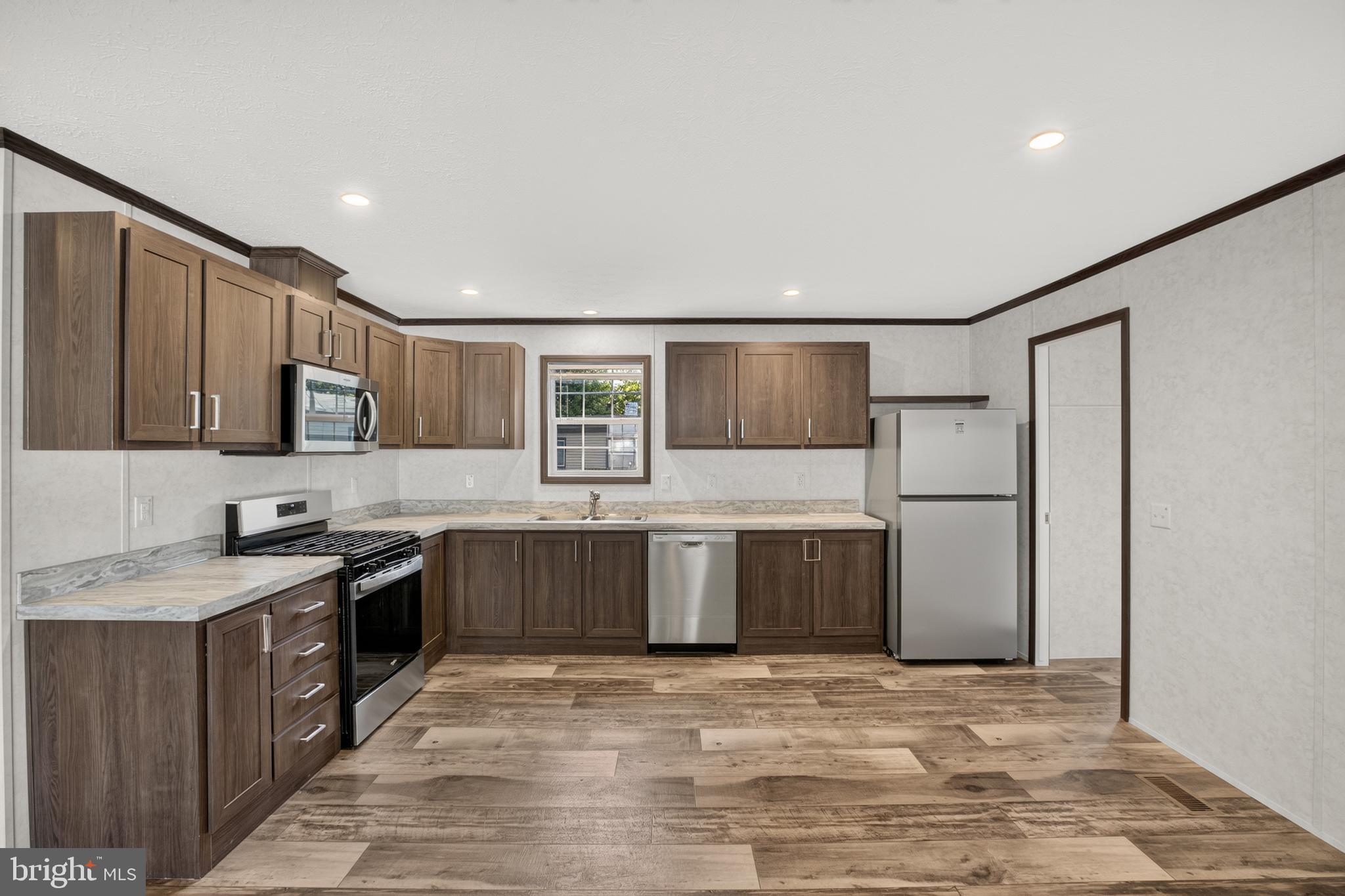 1061 S LITTLE CREEK ROAD 216