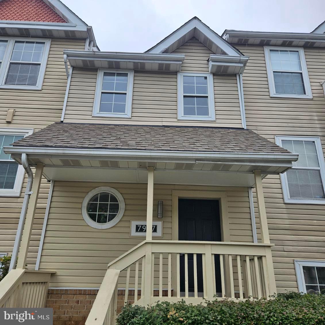 7907 CROWS NEST COURT 22