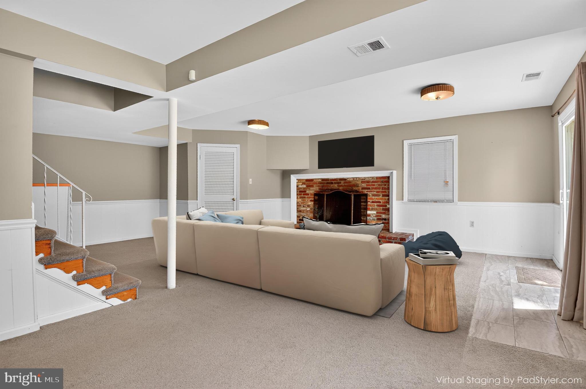 HAMLET - Residential Lease