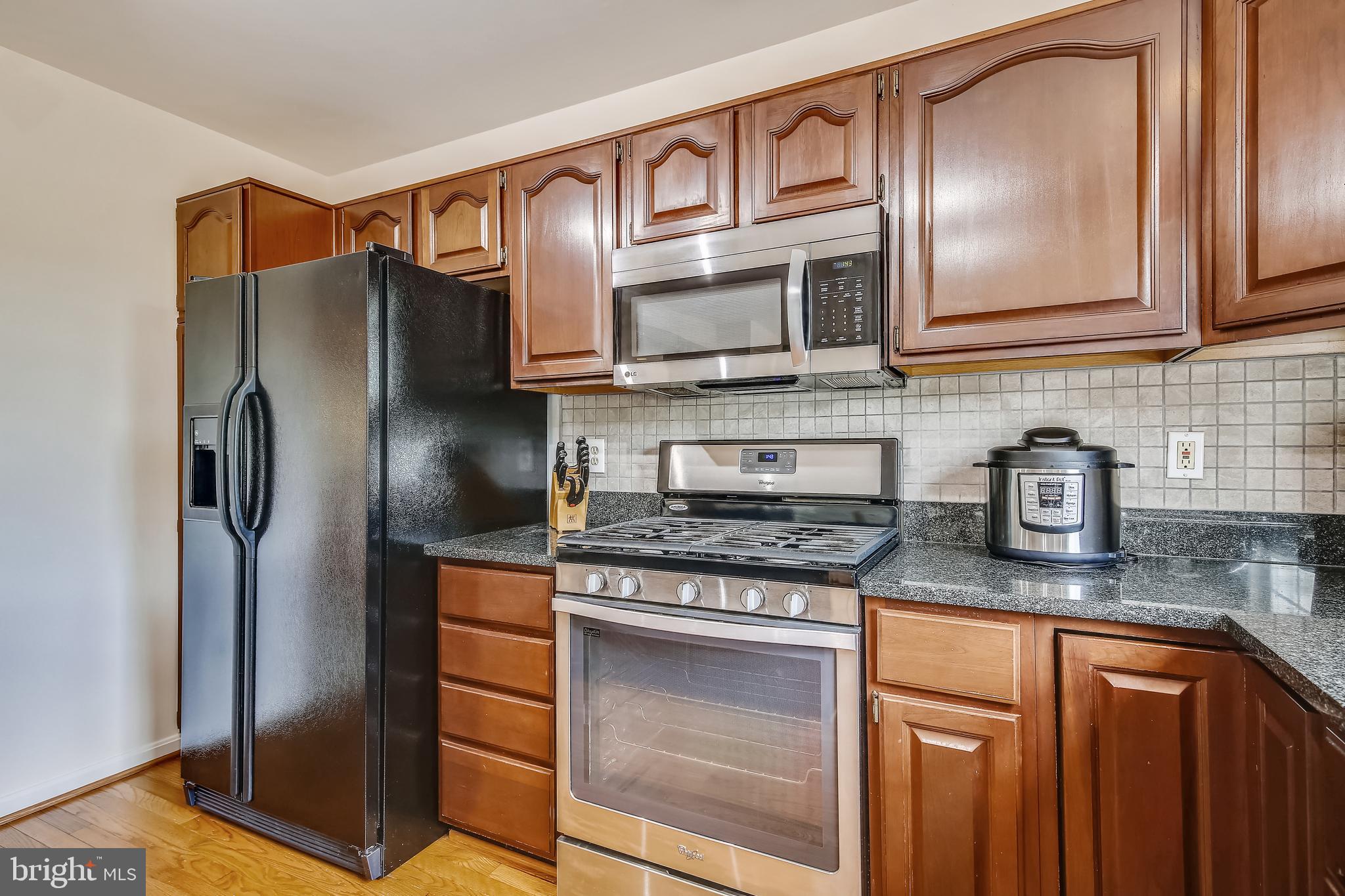 GREENS AT FAIR LAKES - Residential