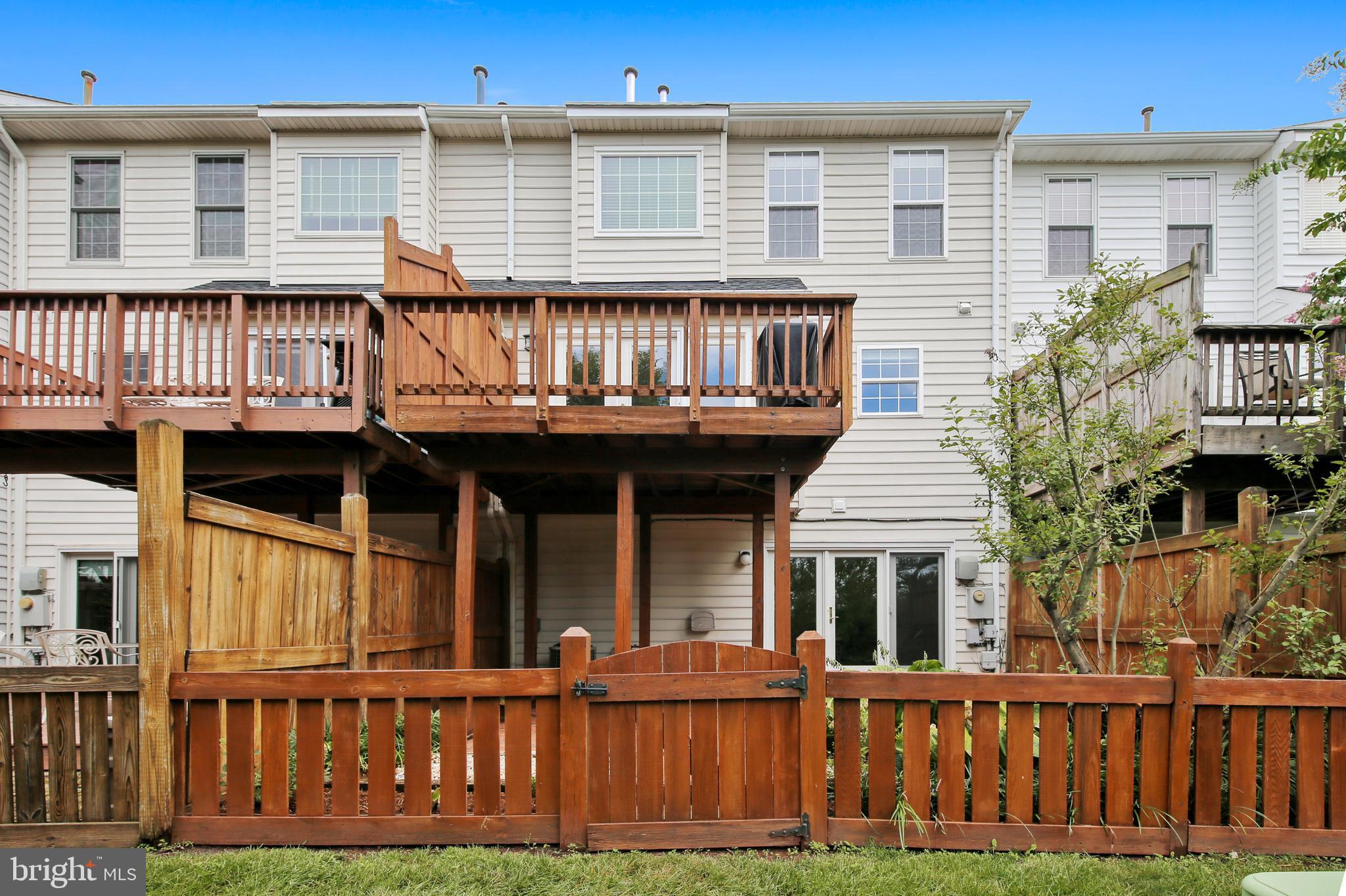 GREENS AT FAIR LAKES - Residential