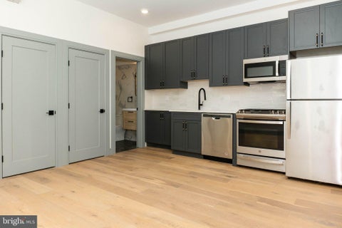 Photo for 327 S 16TH STREET 2F