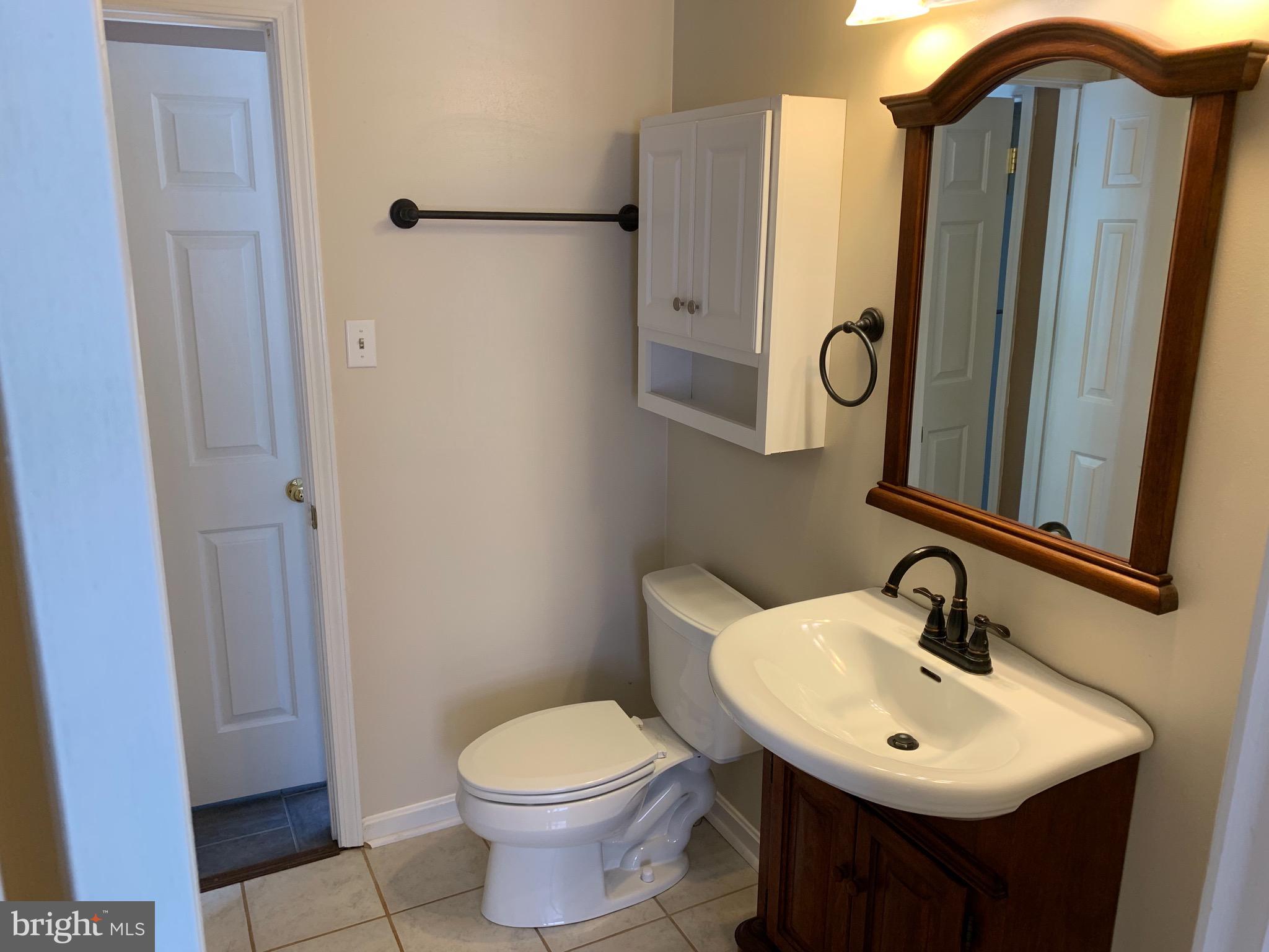 BRADY STATION - Residential Lease