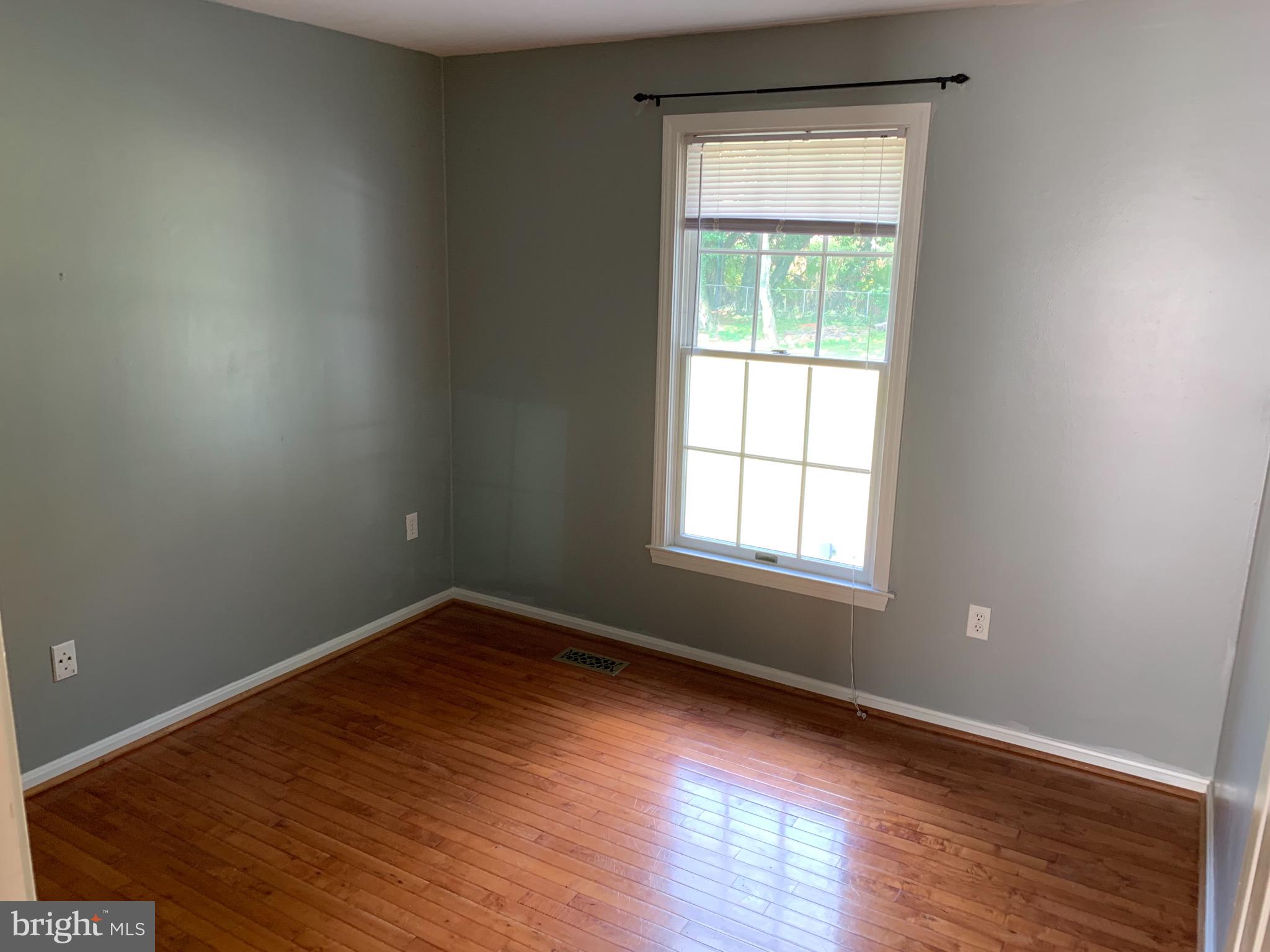 BRADY STATION - Residential Lease