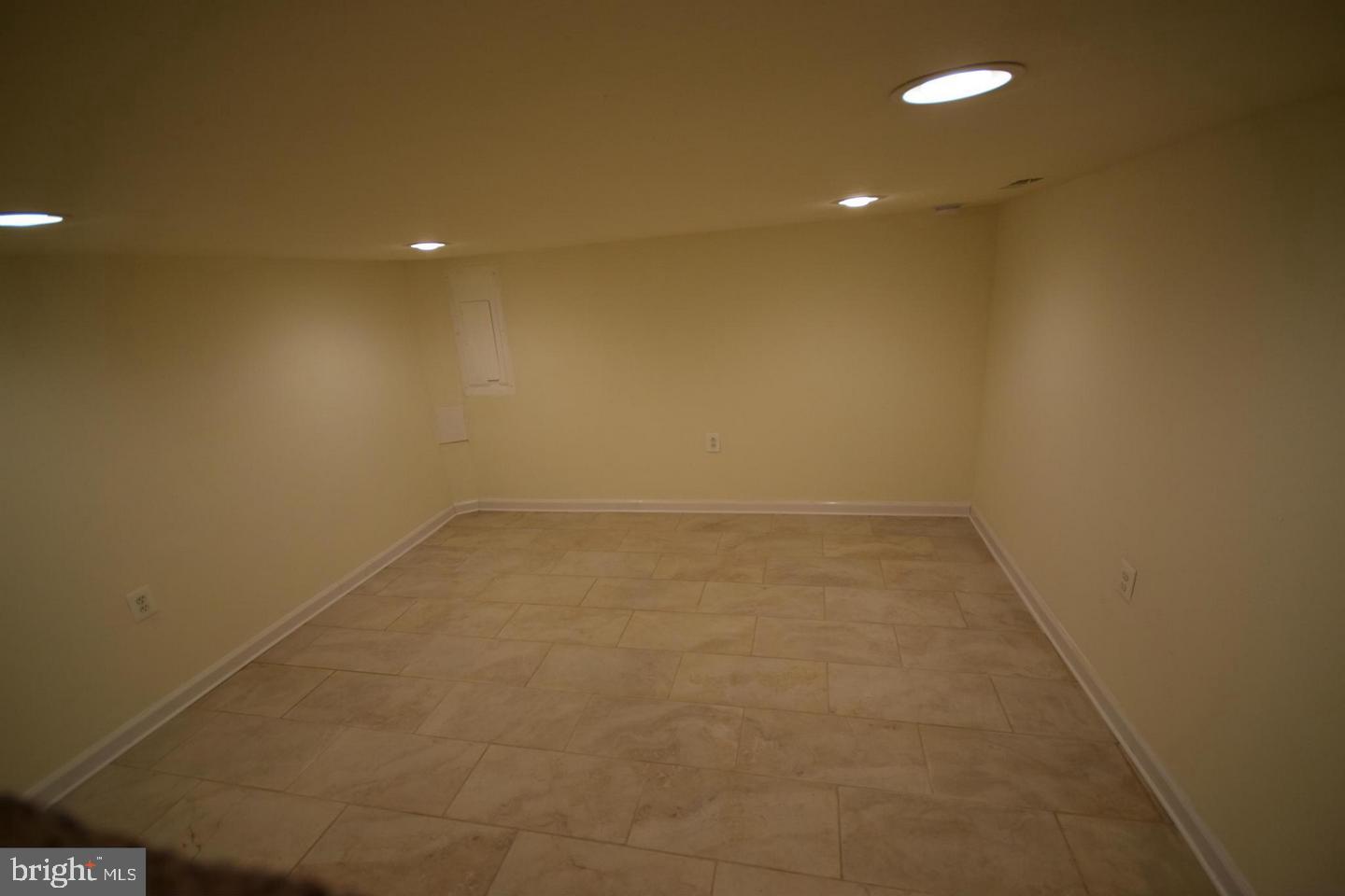 CARMODY HILLS - Residential