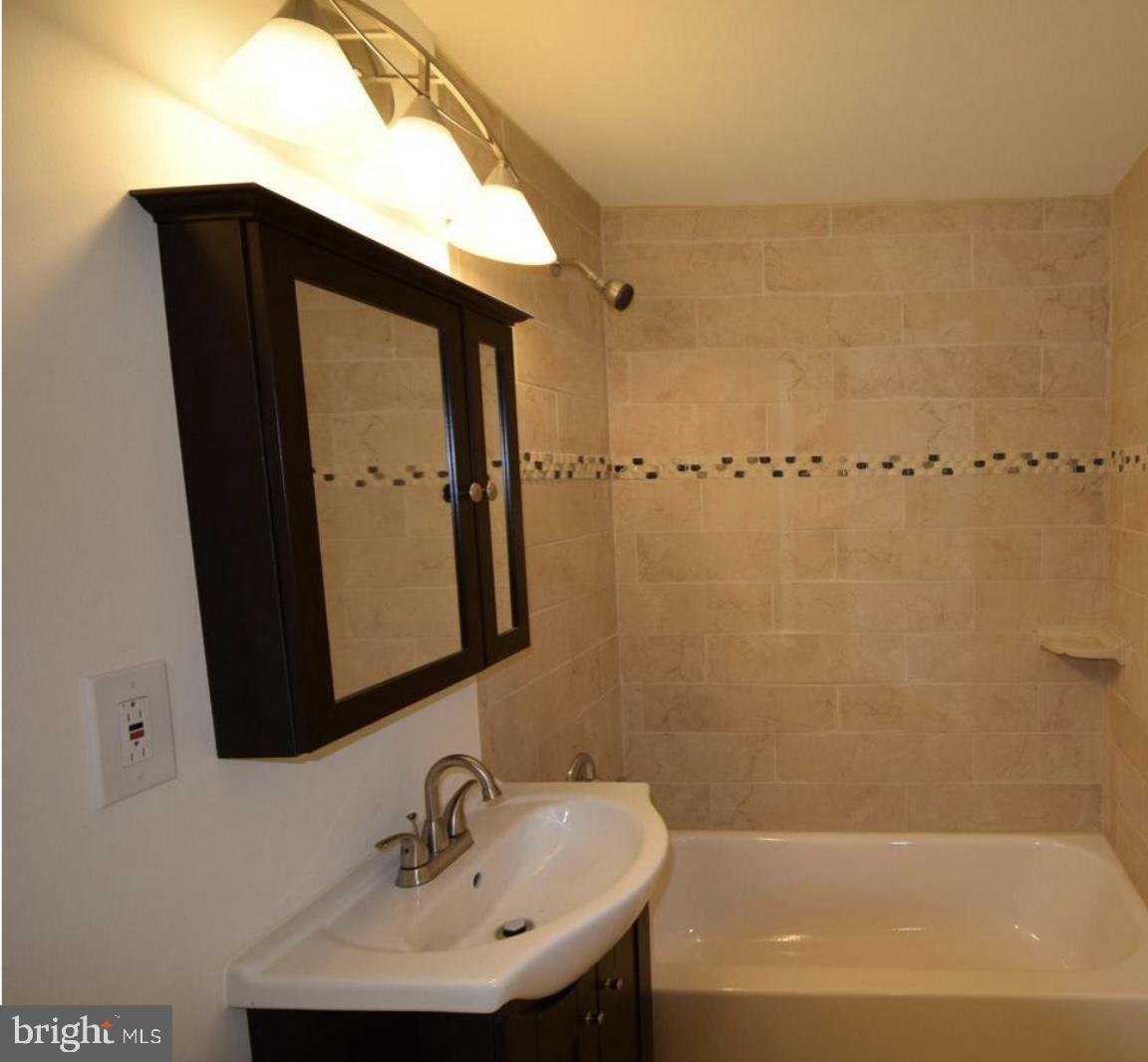 CARMODY HILLS - Residential