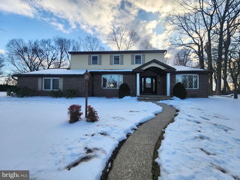 520 GALE ROAD CAMP HILL PA 17011