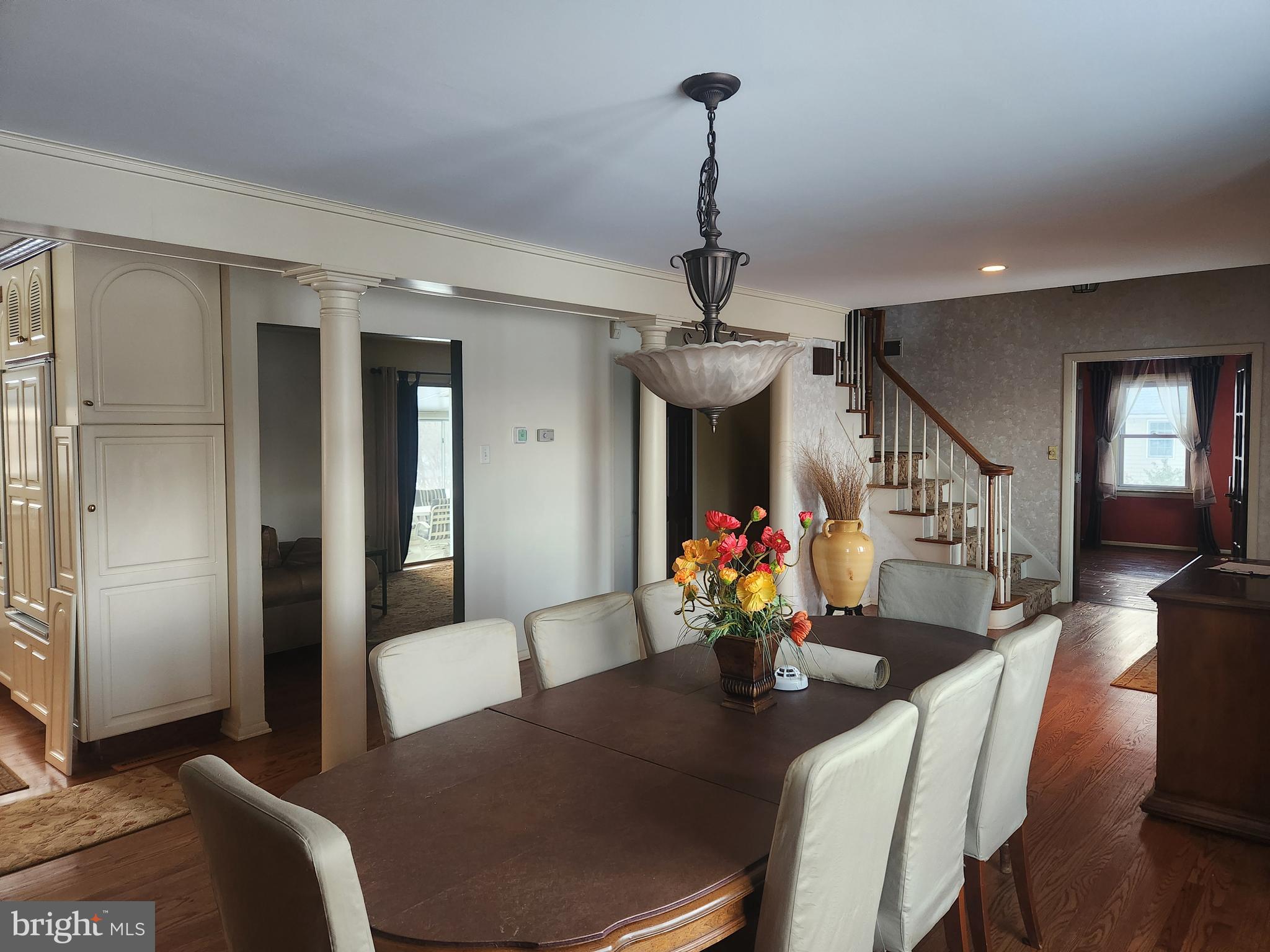 COUNTRY CLUB ESTATES - Residential