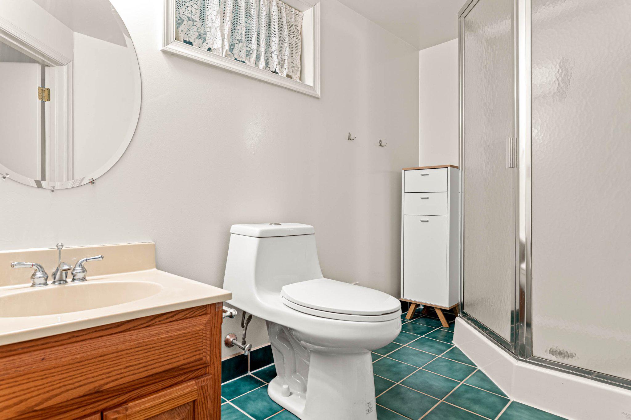 ELLIS WOOD ESTS - Residential