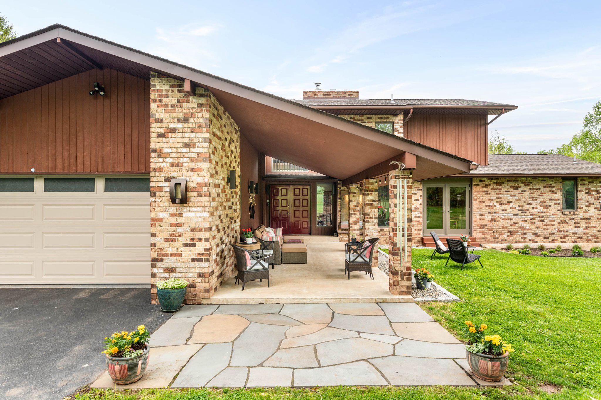 ELLIS WOOD ESTS - Residential