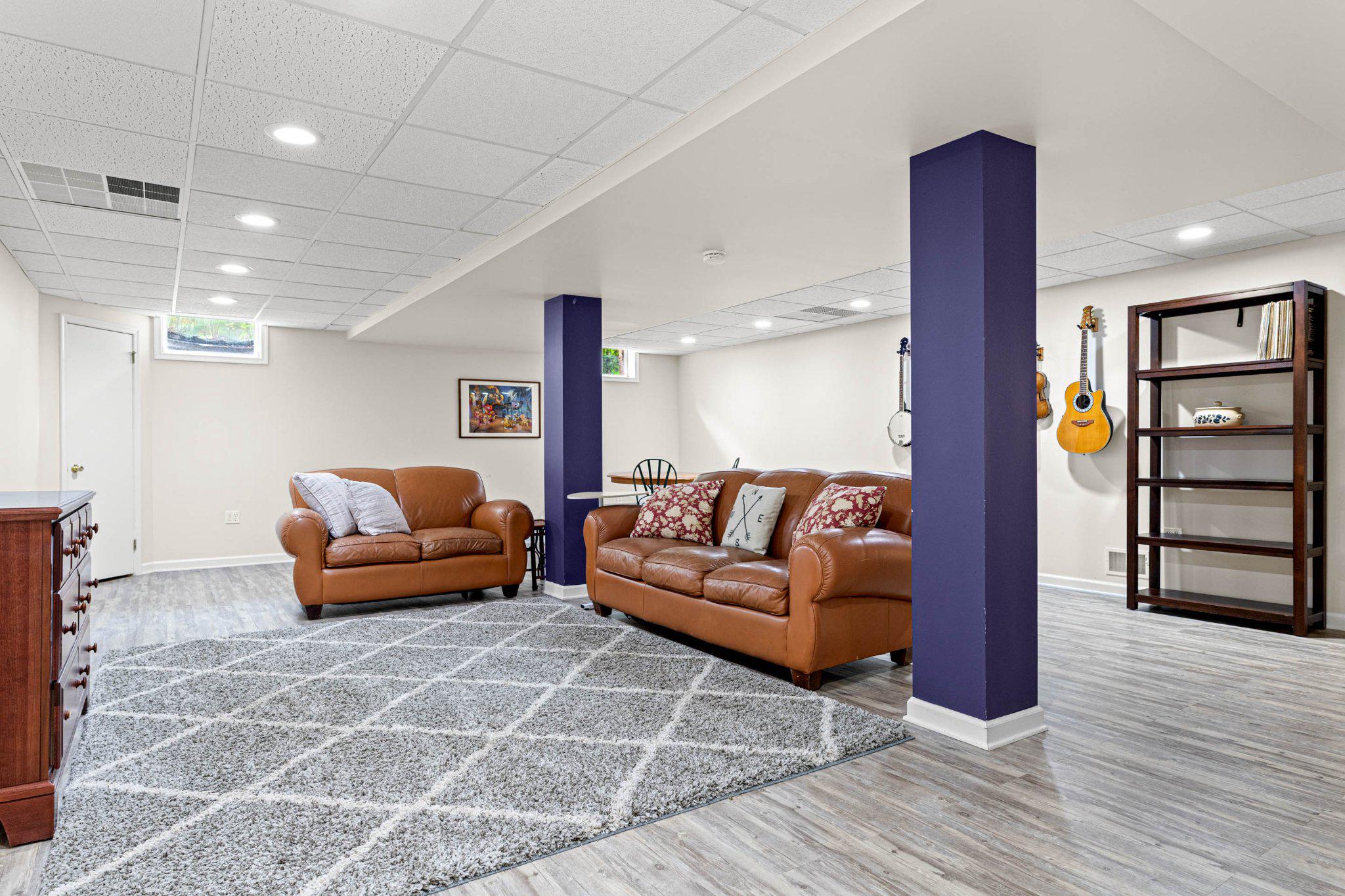 ELLIS WOOD ESTS - Residential