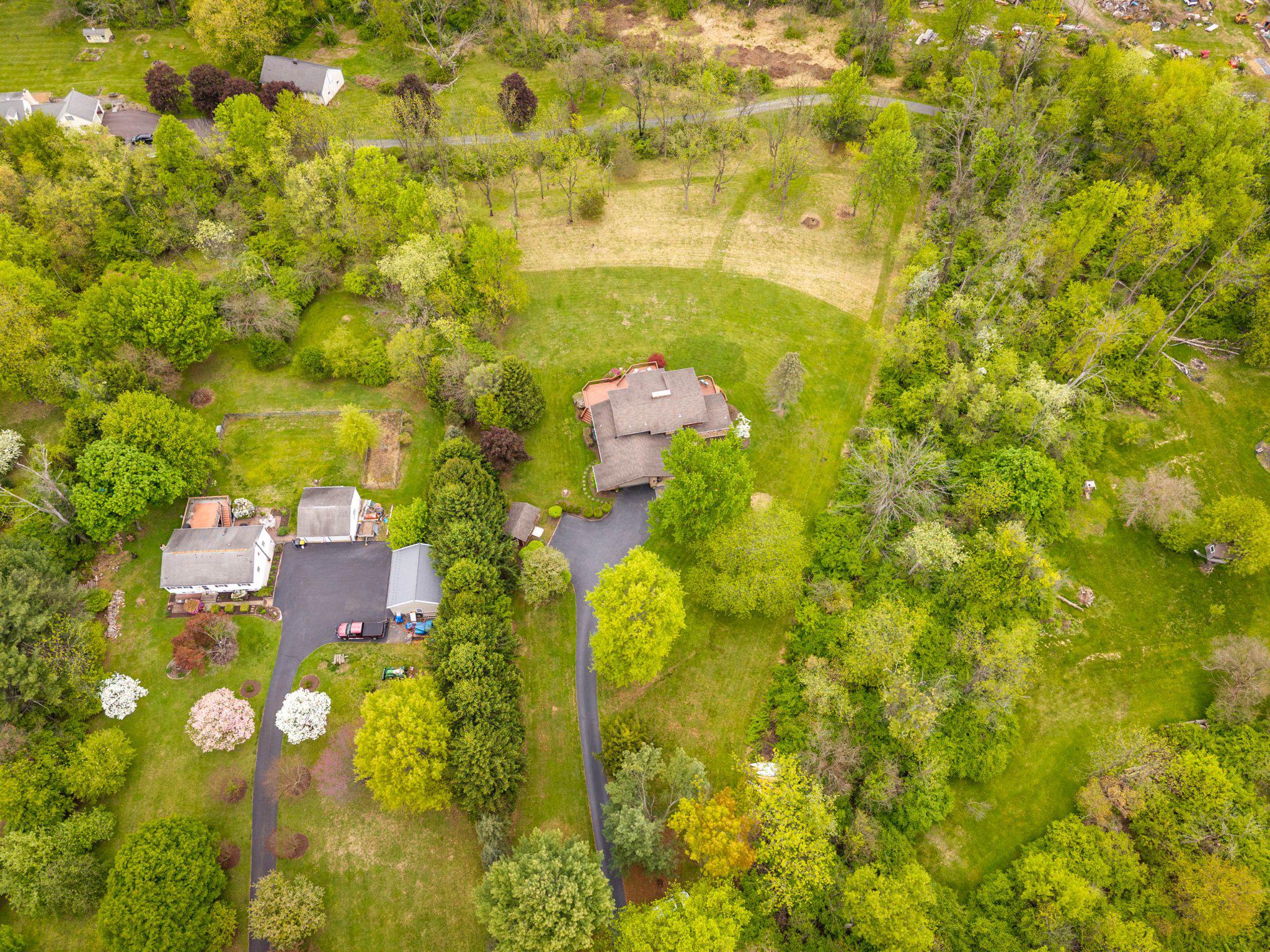 ELLIS WOOD ESTS - Residential