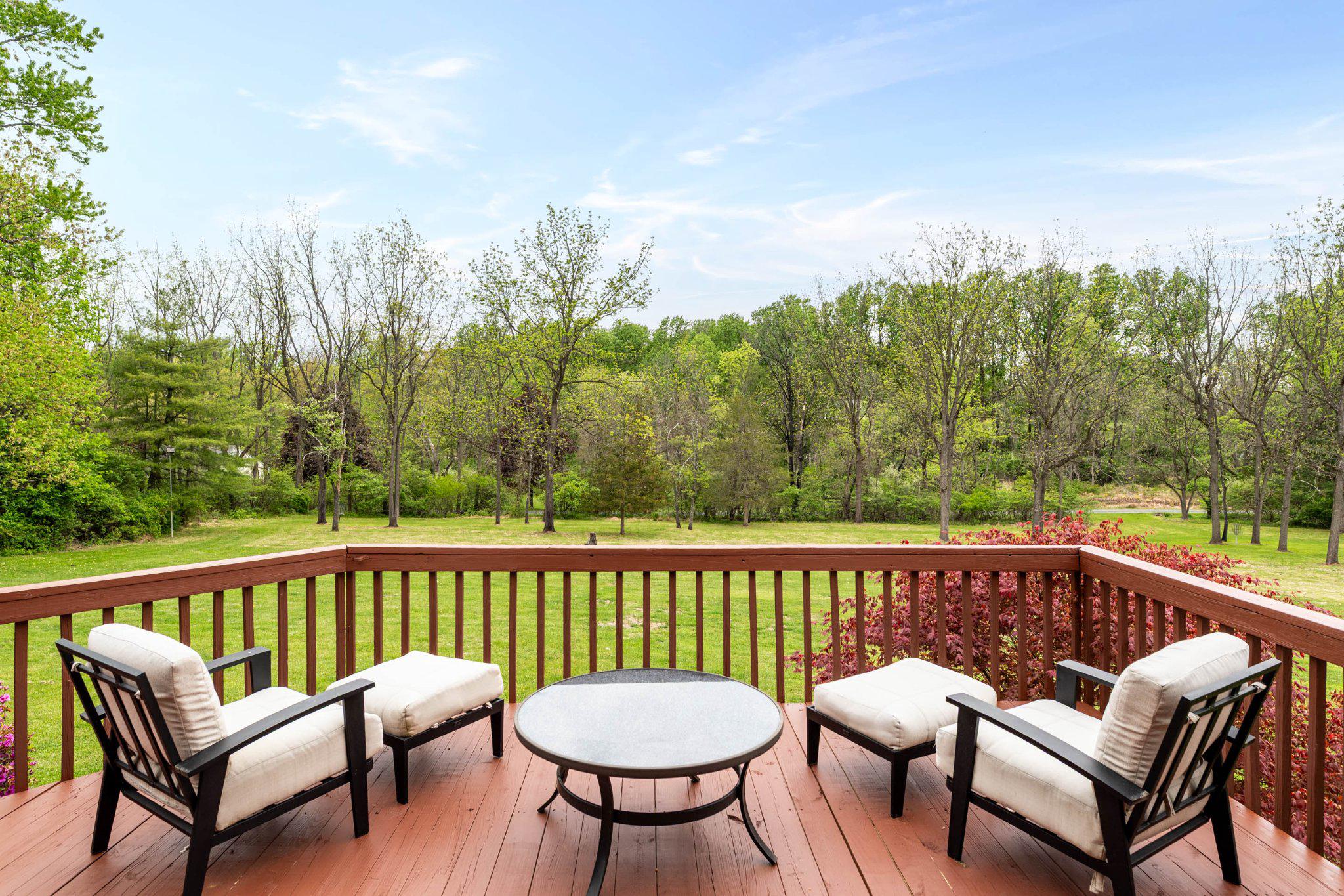 ELLIS WOOD ESTS - Residential