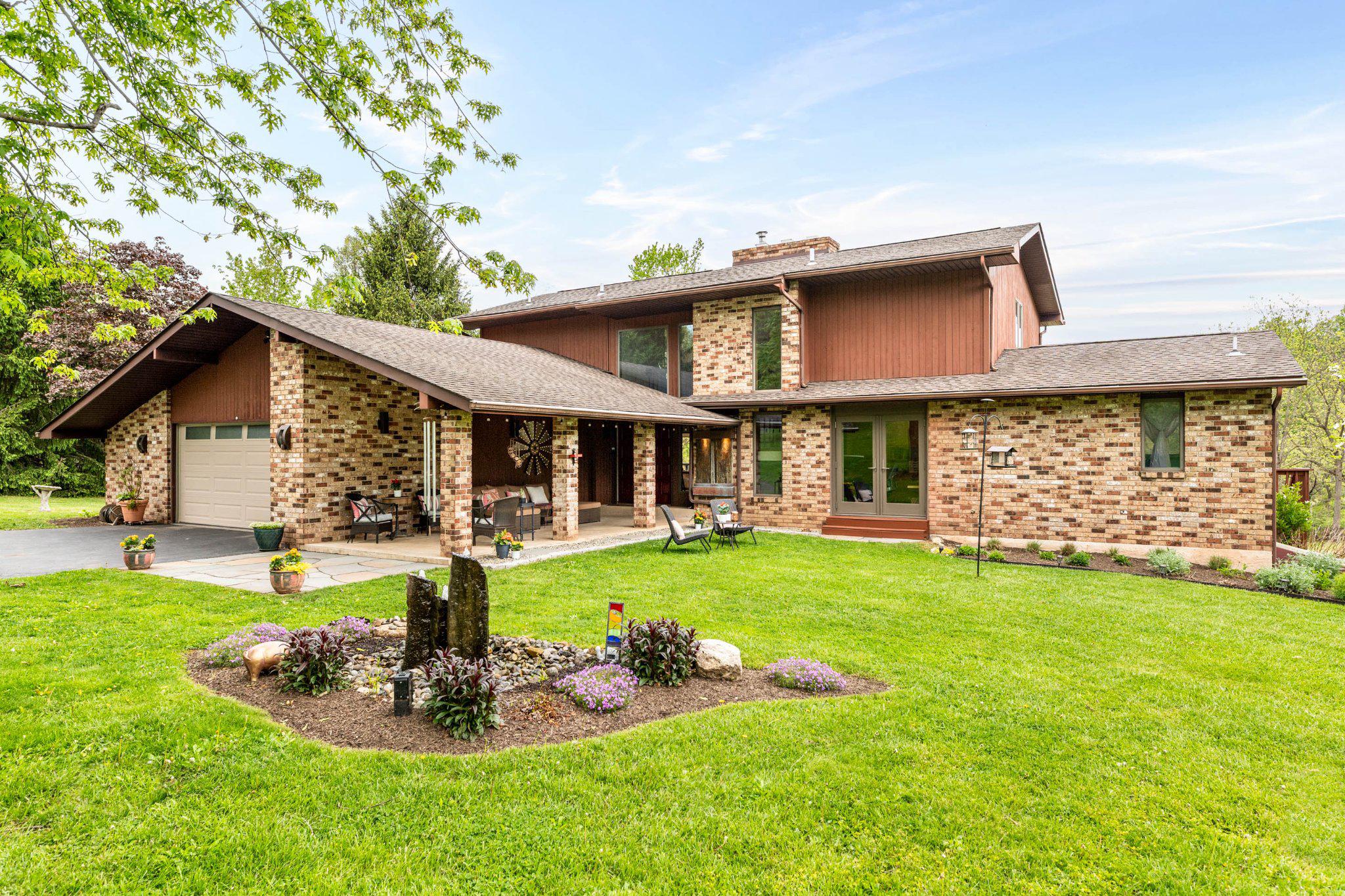 ELLIS WOOD ESTS - Residential