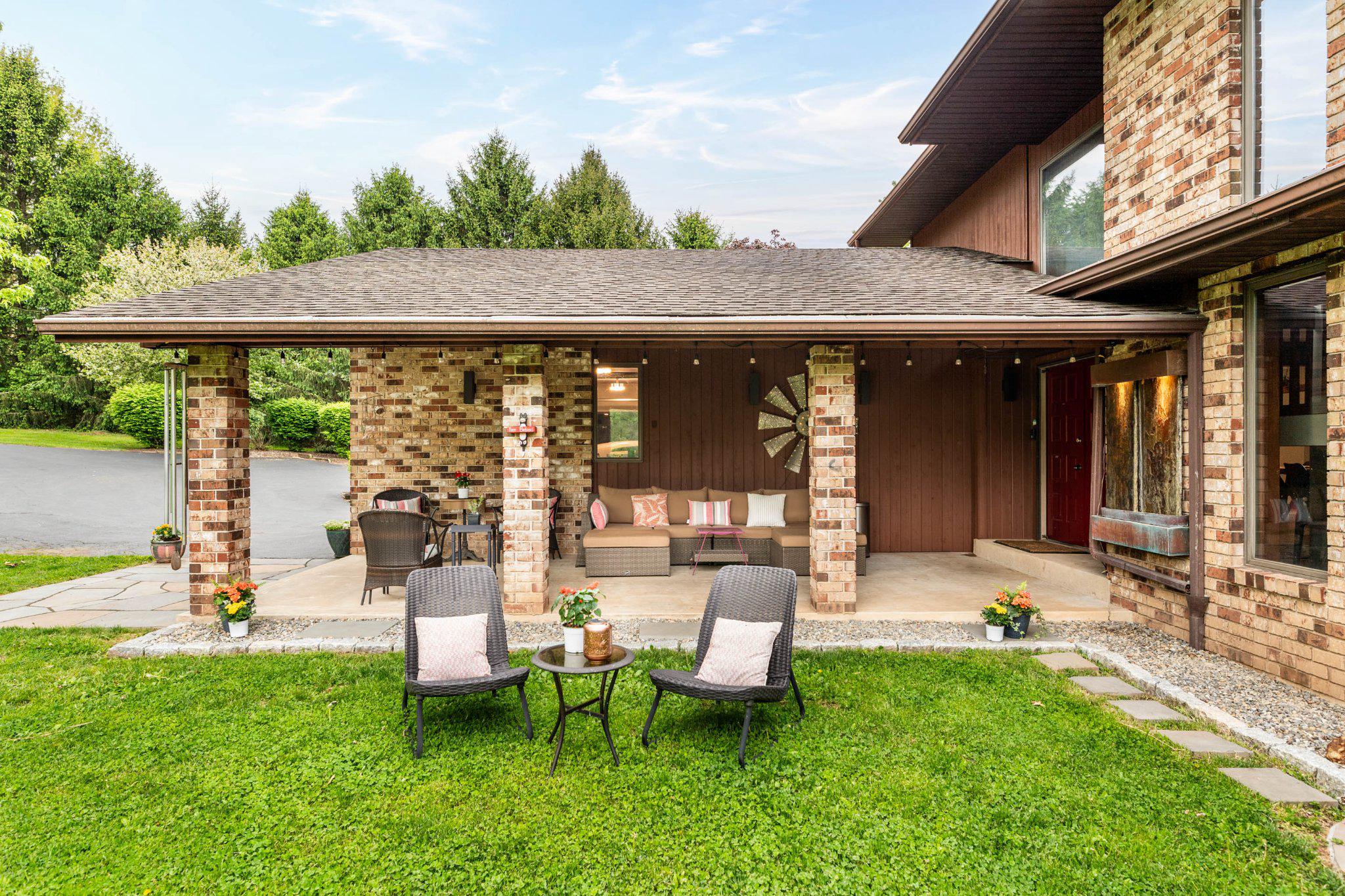 ELLIS WOOD ESTS - Residential