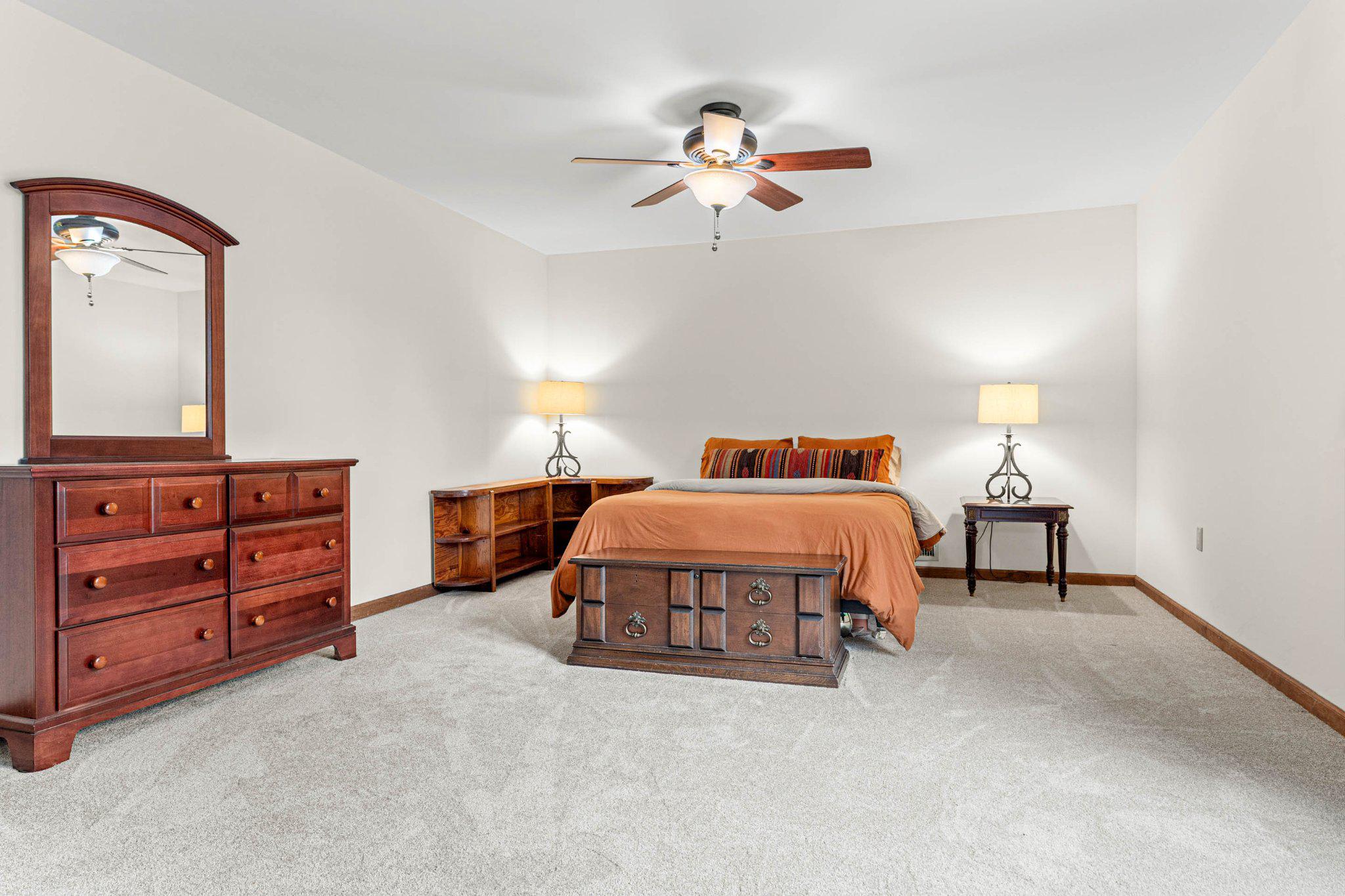 ELLIS WOOD ESTS - Residential