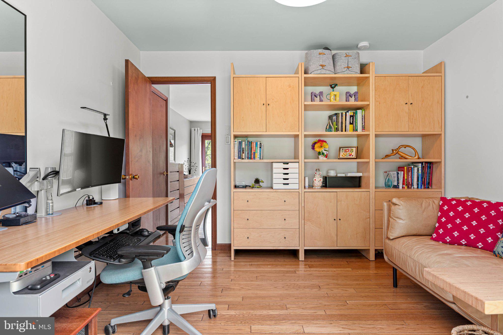 ELLIS WOOD ESTS - Residential