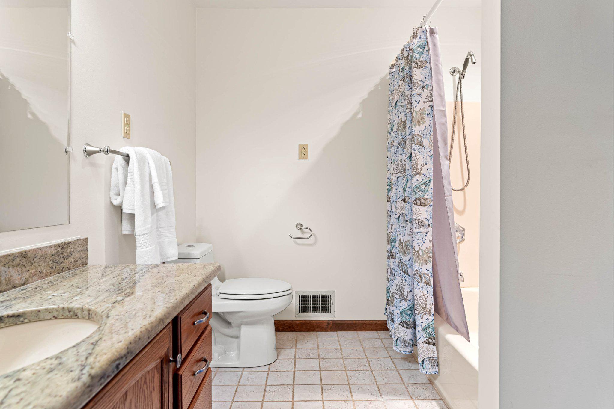 ELLIS WOOD ESTS - Residential