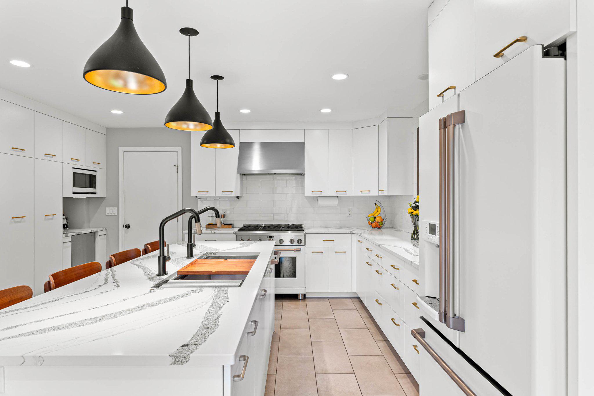 ELLIS WOOD ESTS - Residential