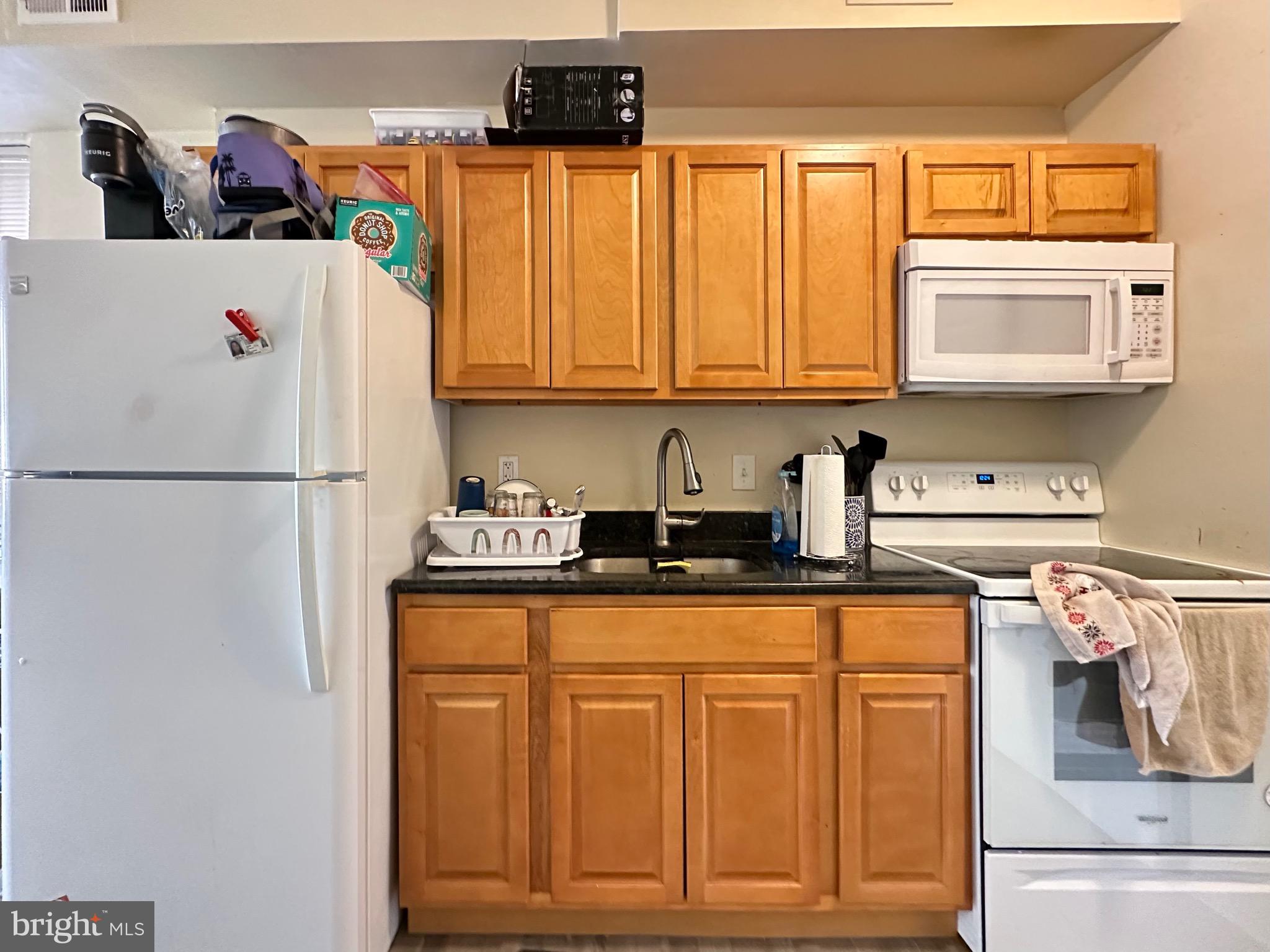 1429 W NORRIS STREET B