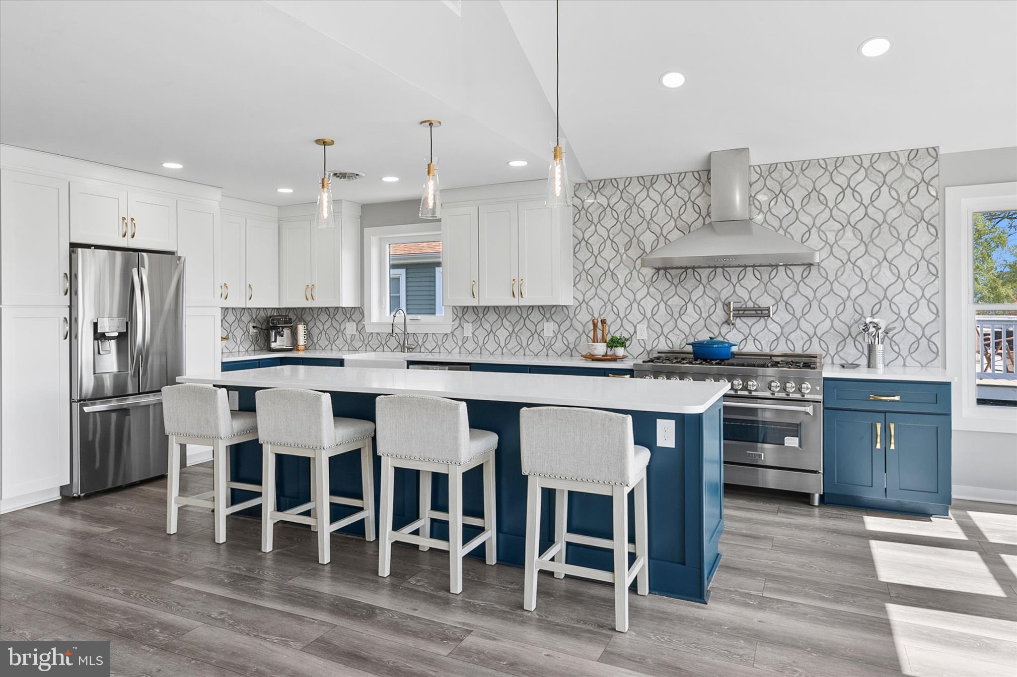 EDGEWATER ACRES - Residential