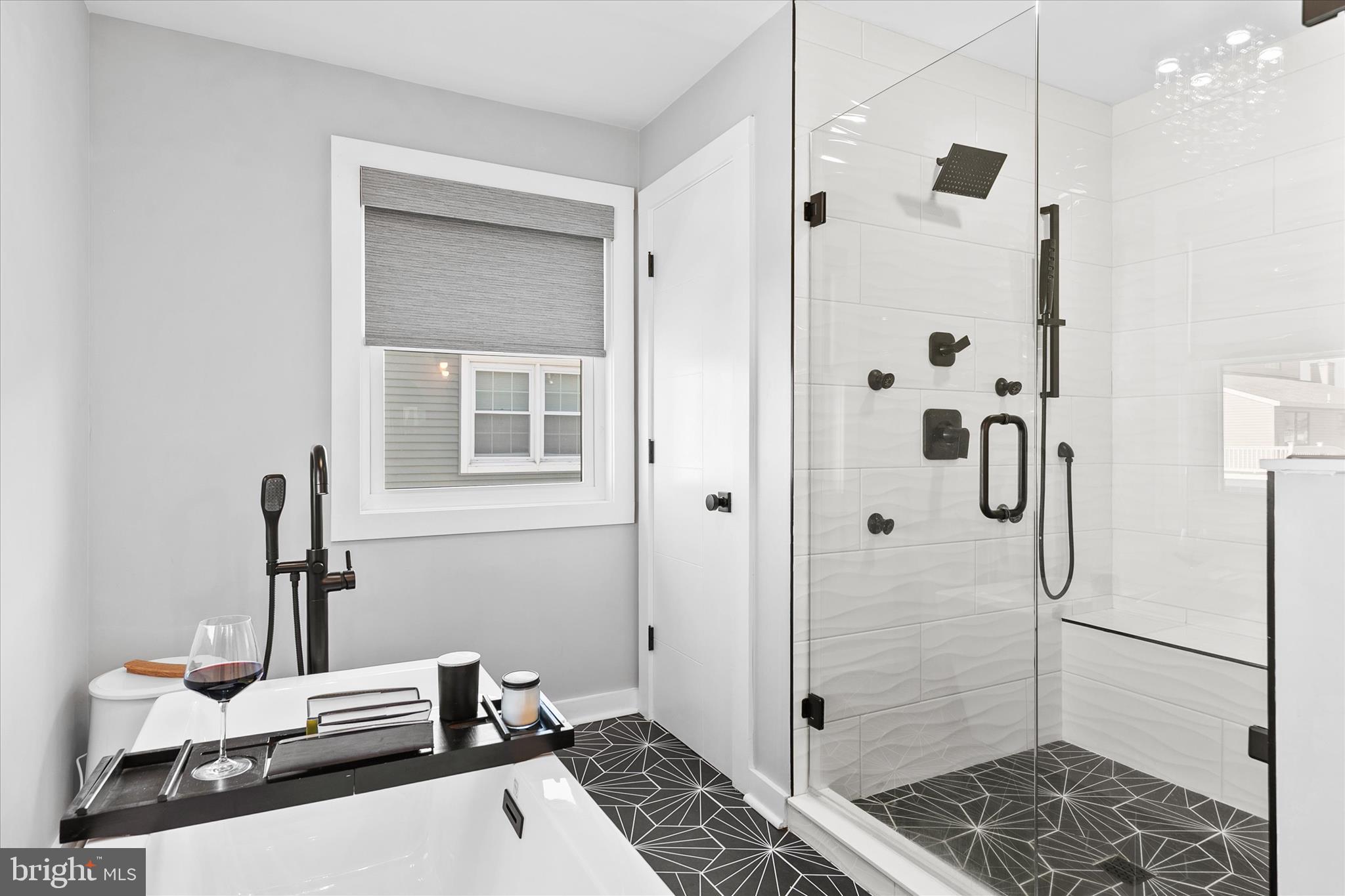 EDGEWATER ACRES - Residential