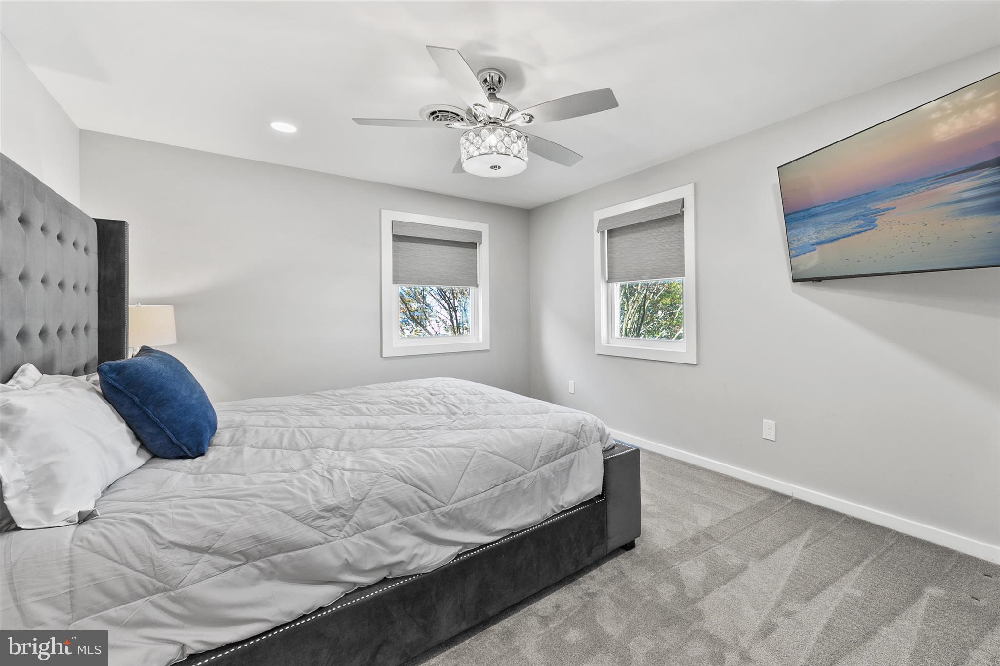 EDGEWATER ACRES - Residential