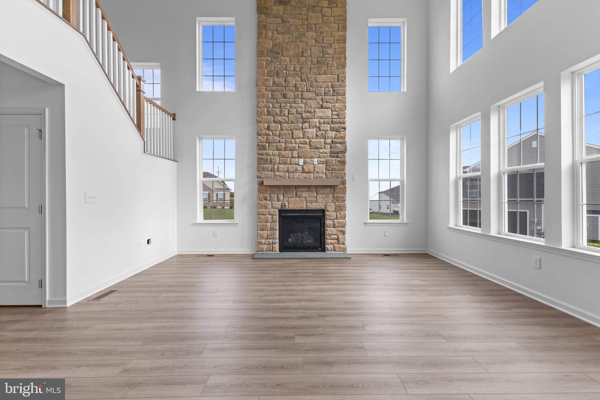 STEEPLECHASE NORTH - Residential