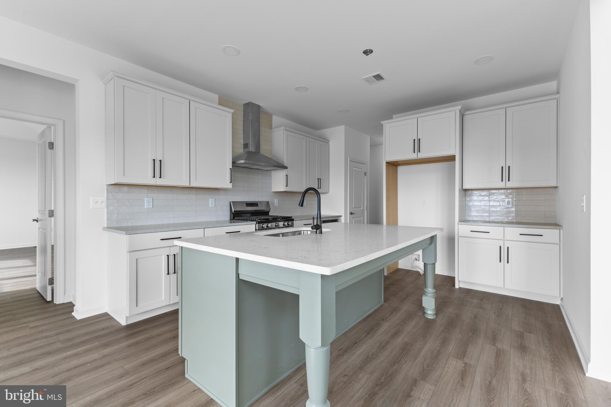 STEEPLECHASE NORTH - Residential