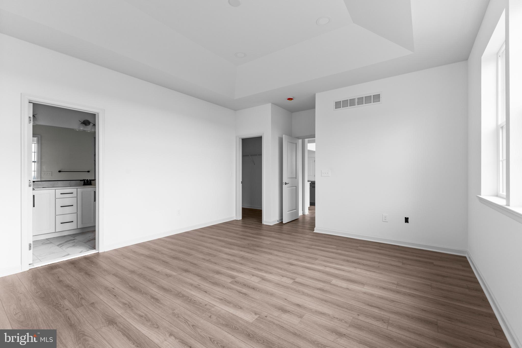 STEEPLECHASE NORTH - Residential