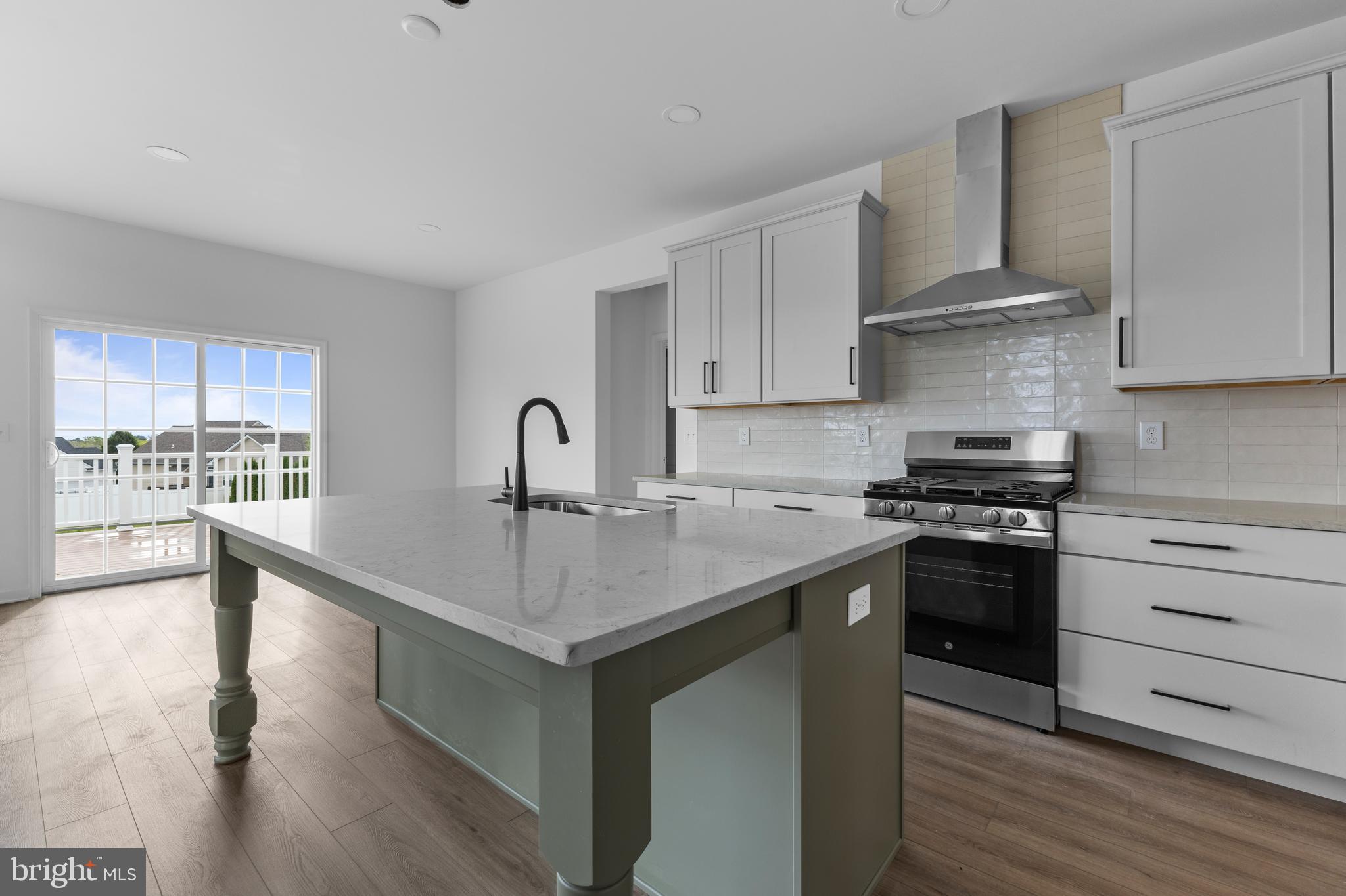 STEEPLECHASE NORTH - Residential