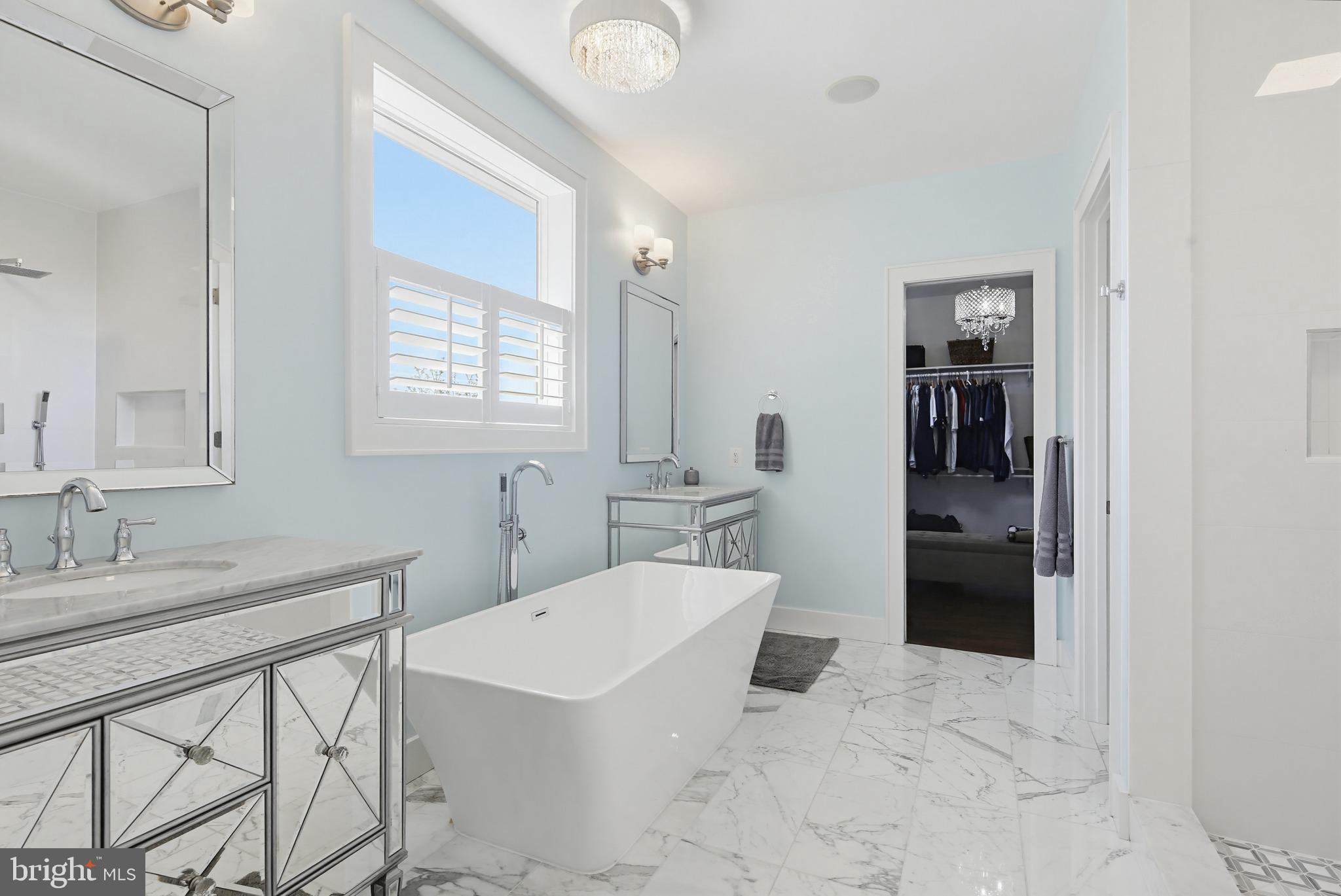 DOWNTOWN - Residential