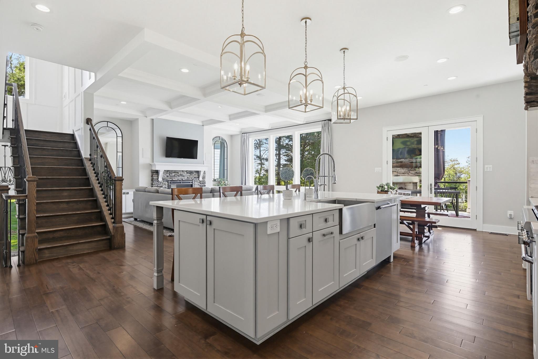 DOWNTOWN - Residential